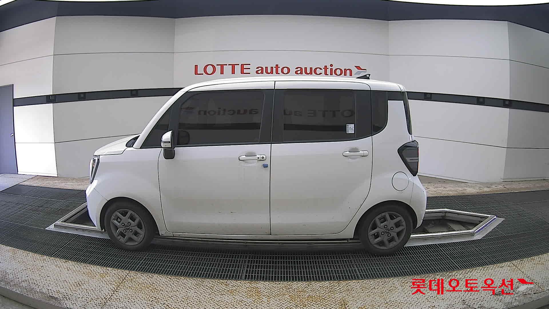 Kia Ray - 13