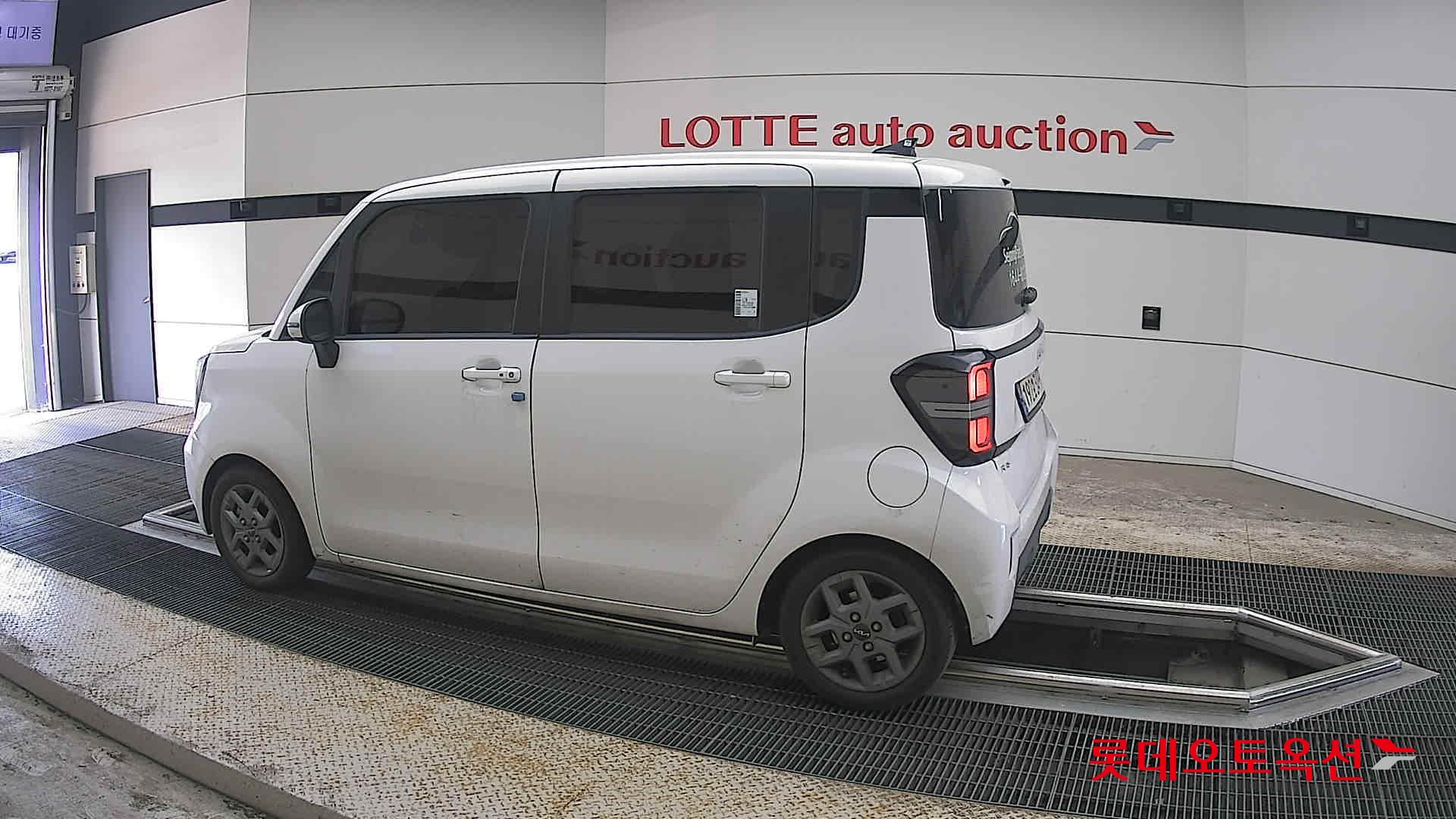 Kia Ray - 14