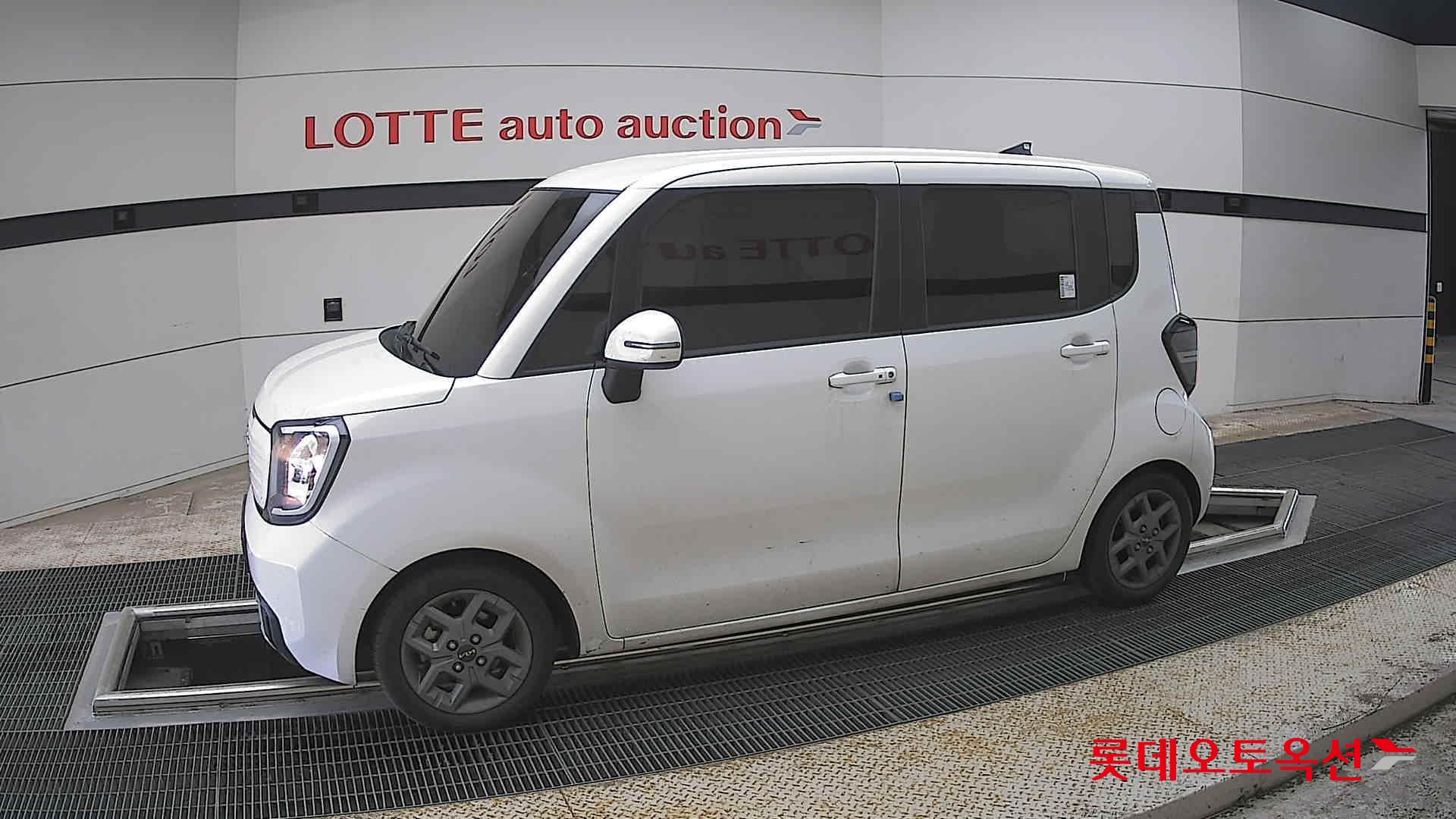 Kia Ray - 12