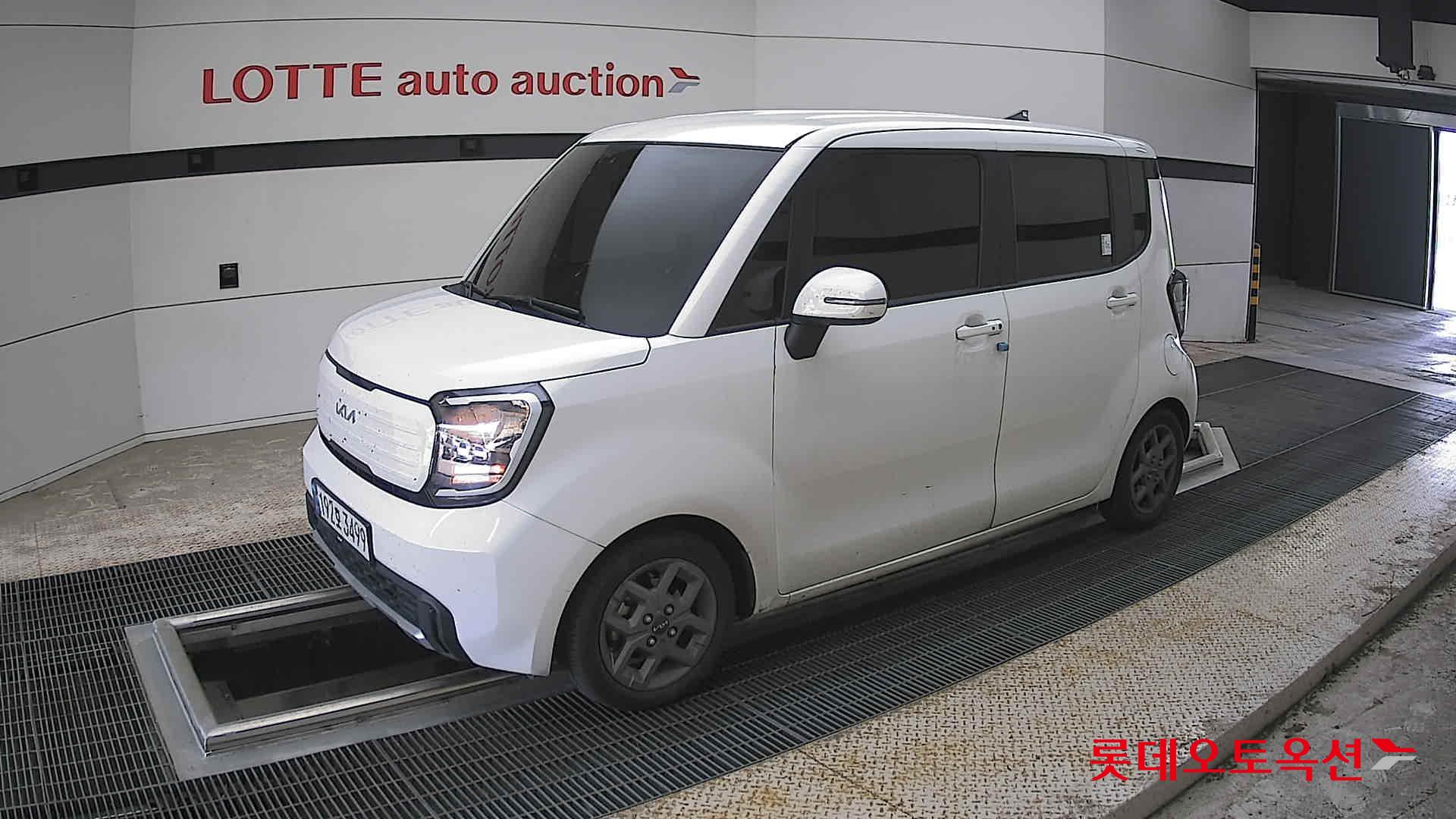 Kia Ray - 11