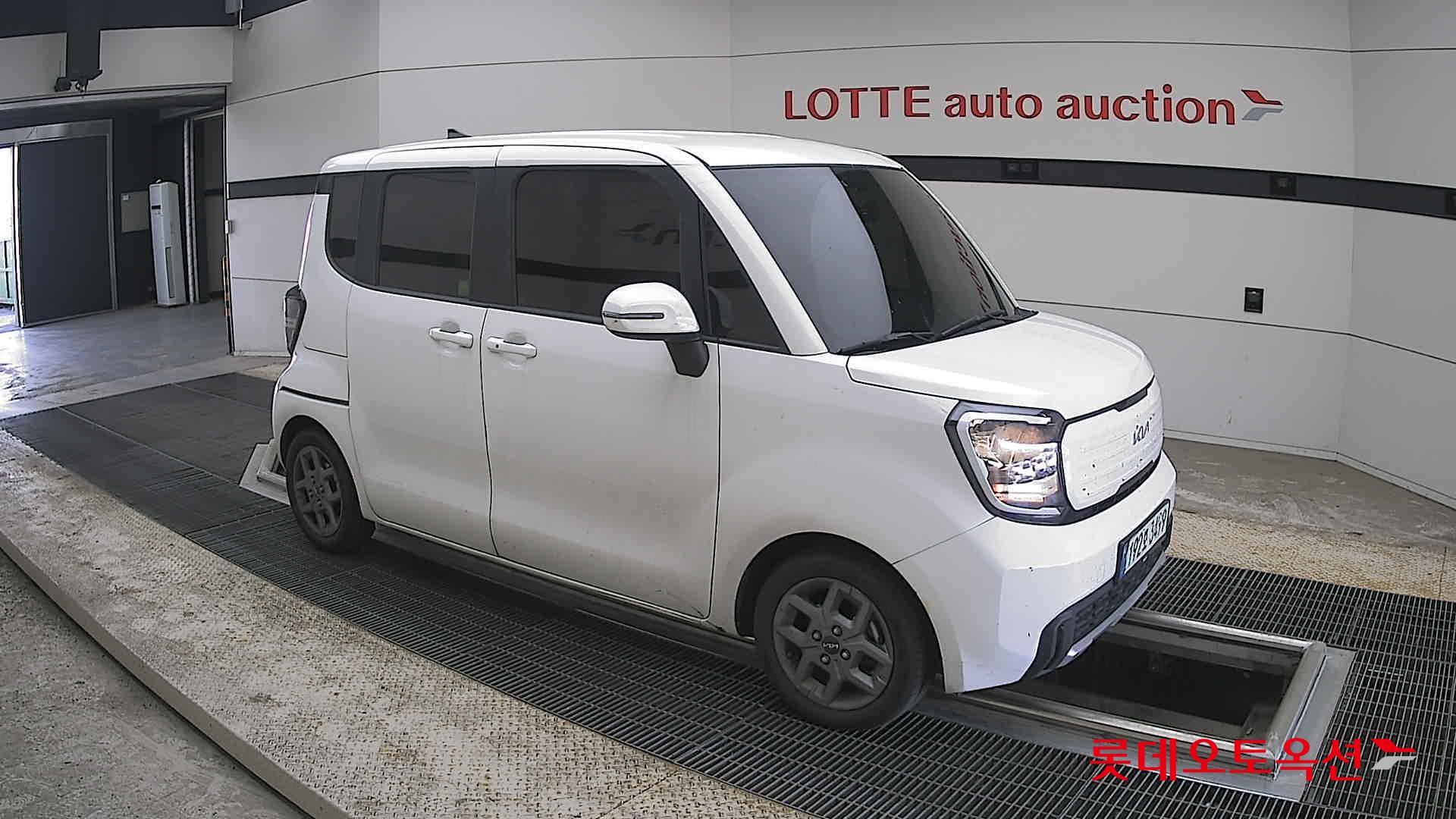 Kia Ray - 23
