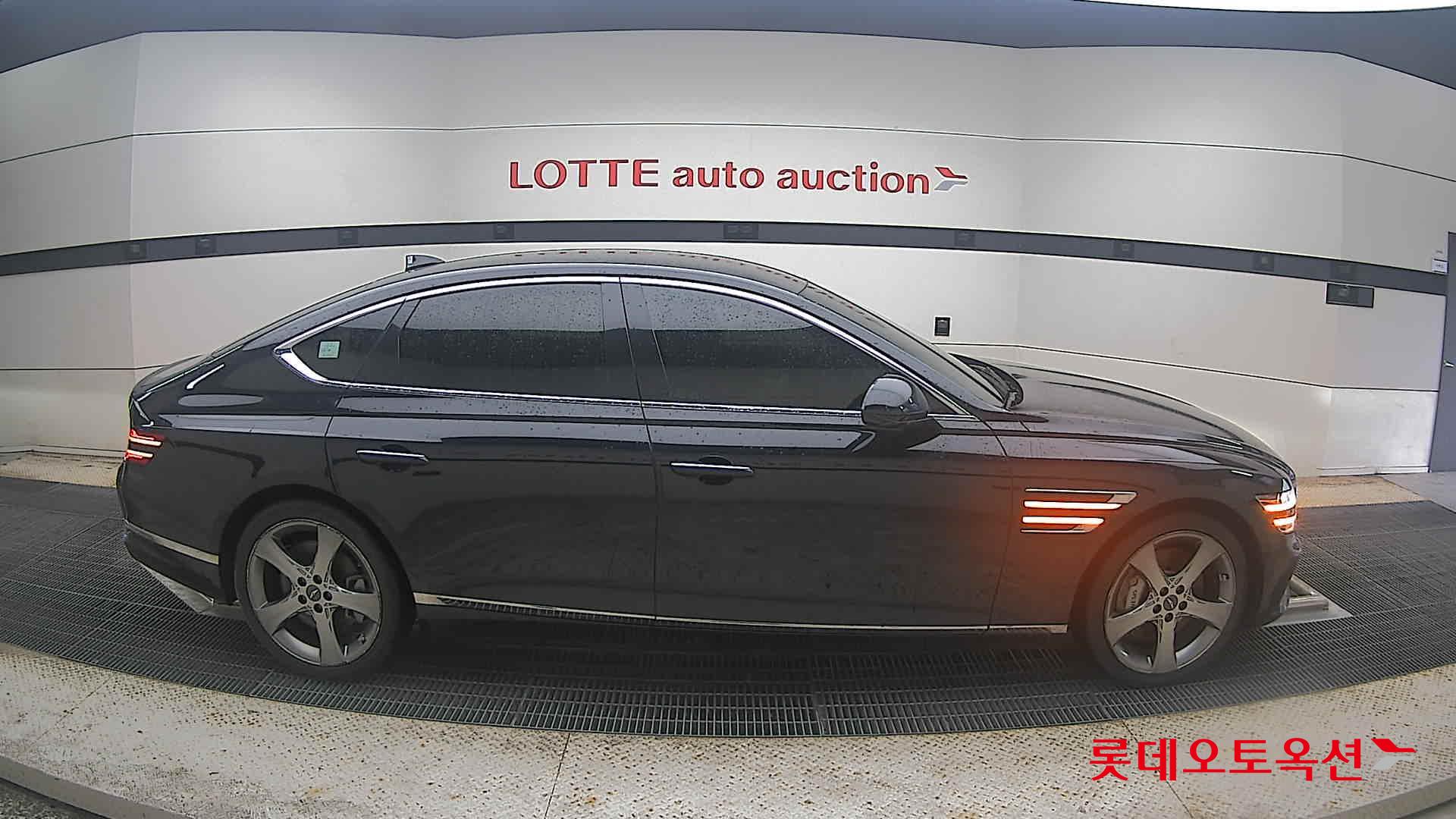 2023 - genesis g80