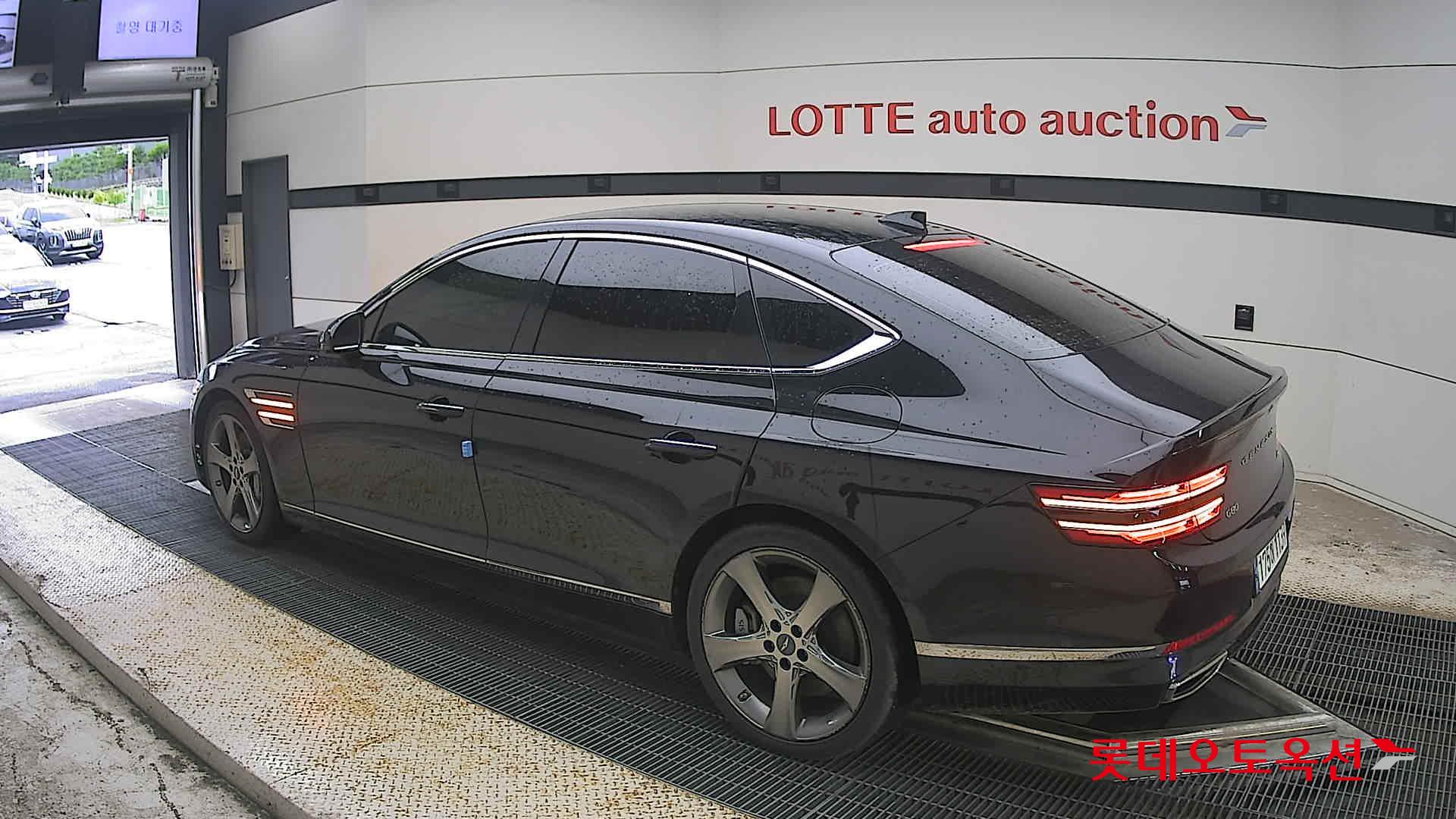 2023 - genesis g80