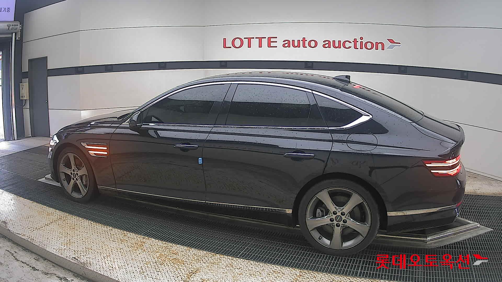 2023 - genesis g80