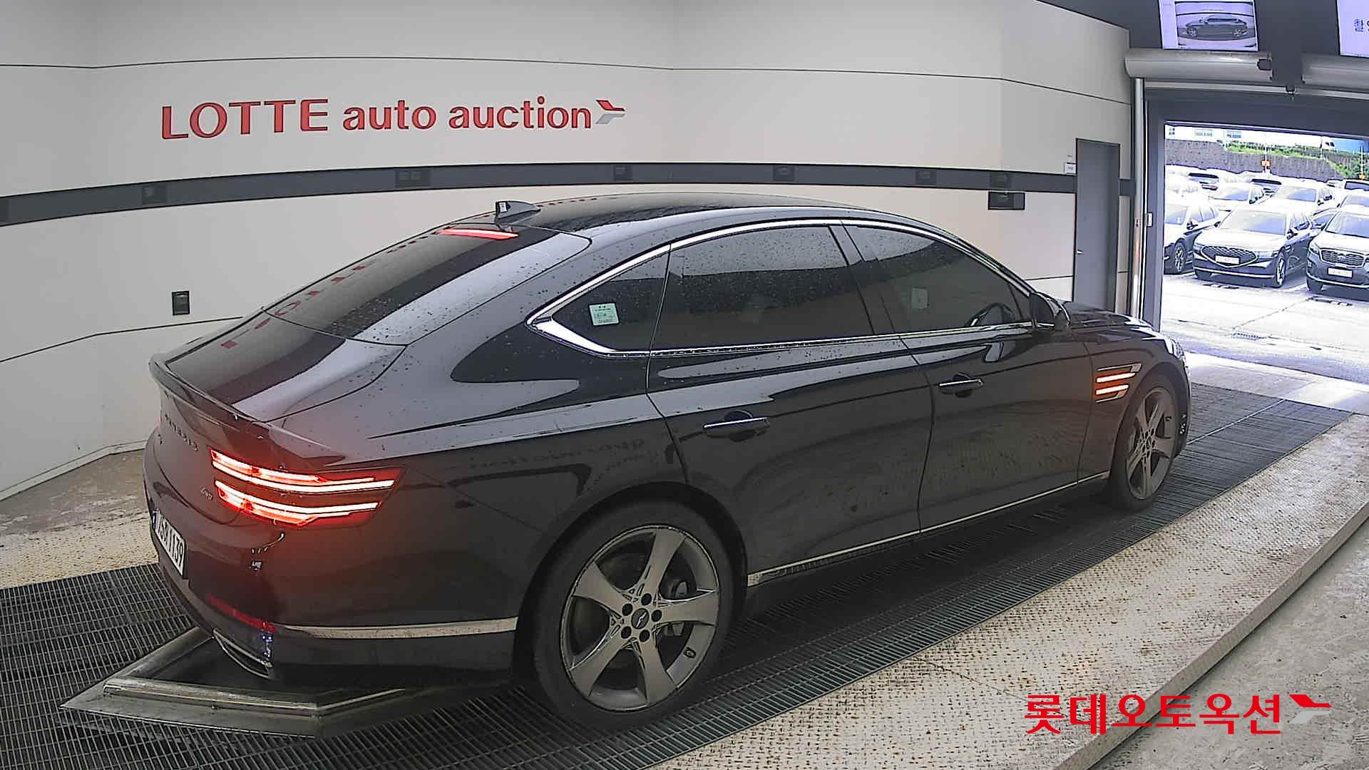 2023 - genesis g80