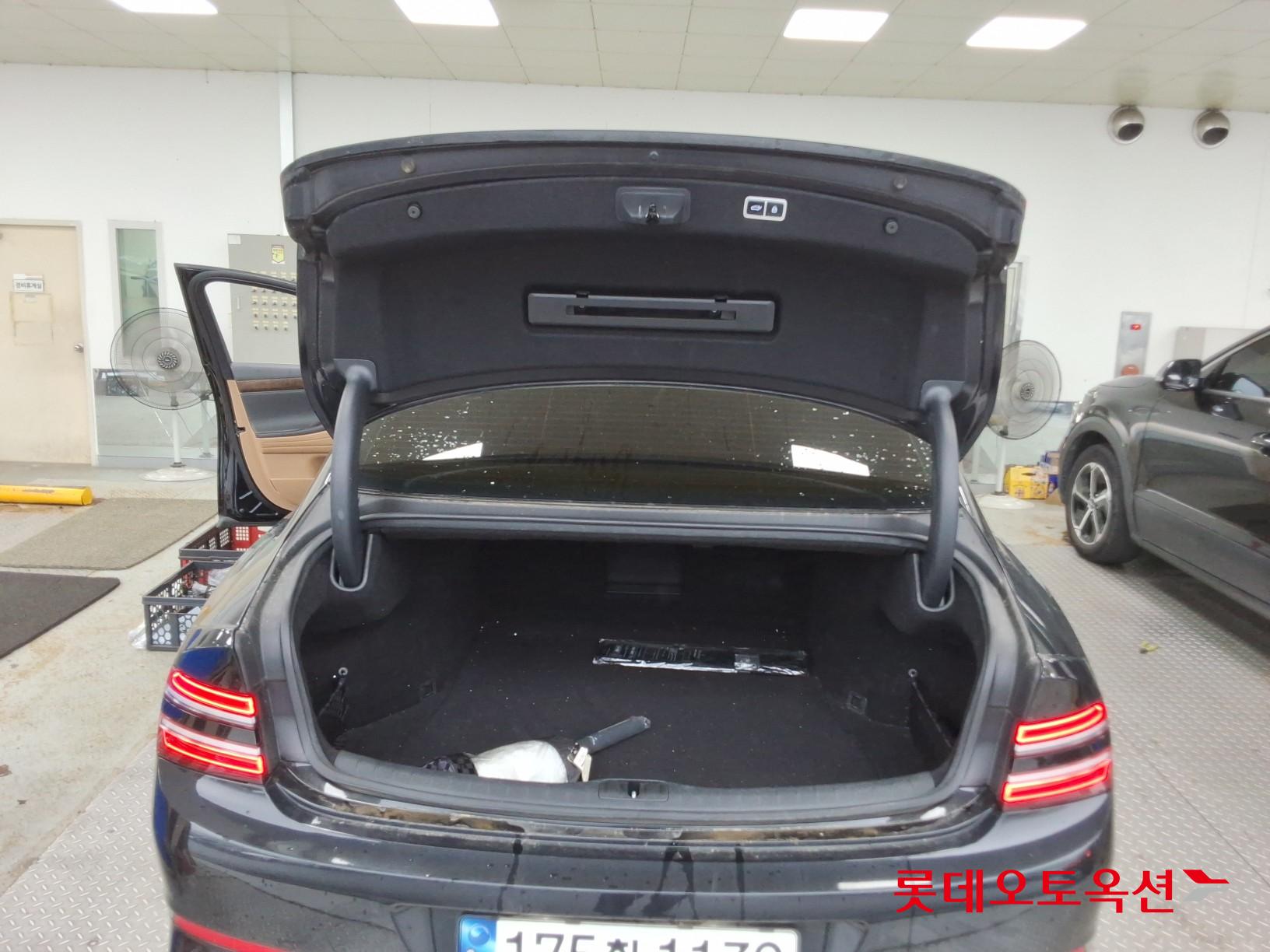 2023 - genesis g80