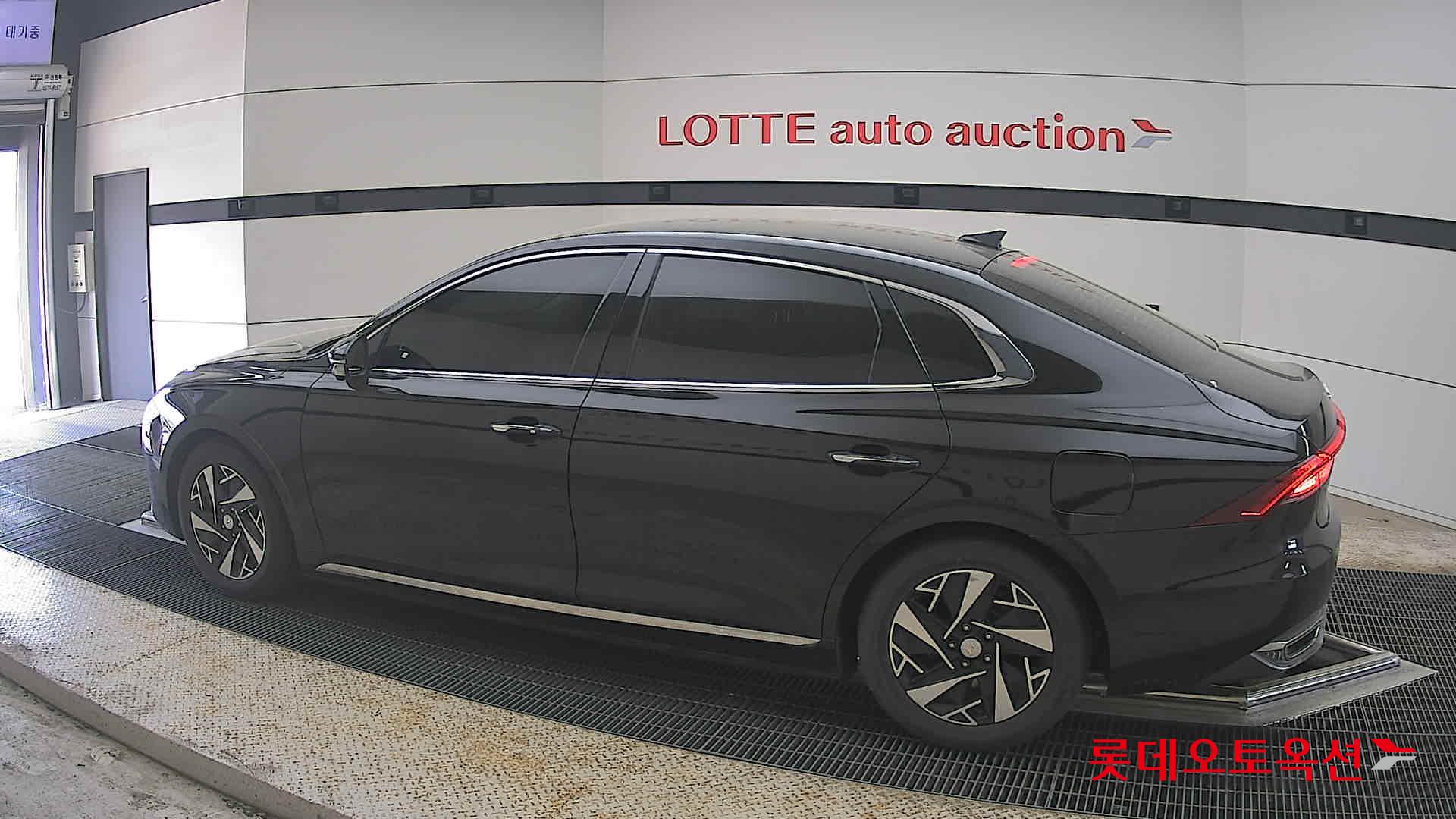 Hyundai Grandeur 2020 - Image 14