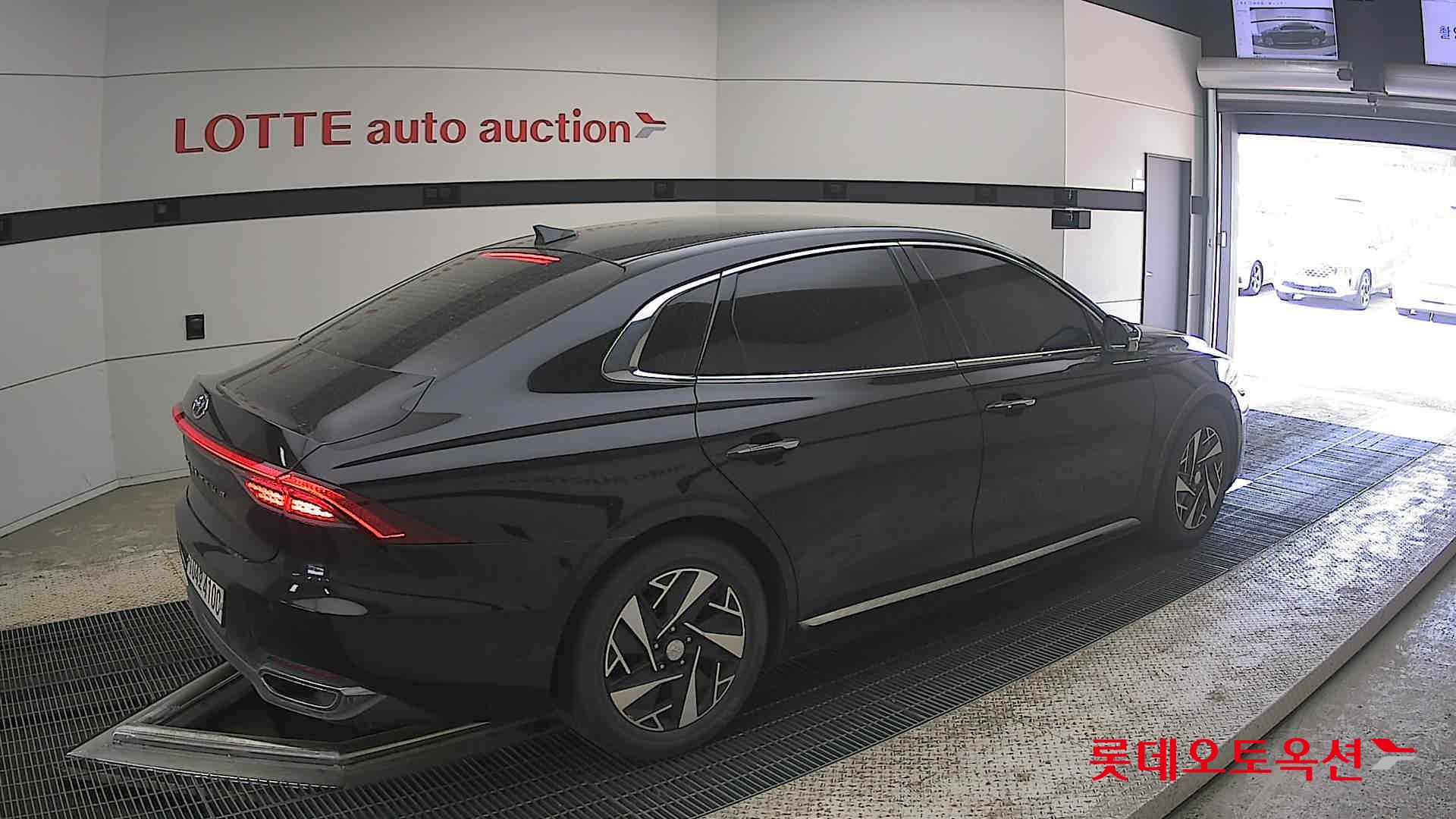 Hyundai Grandeur 2020 - Image 19
