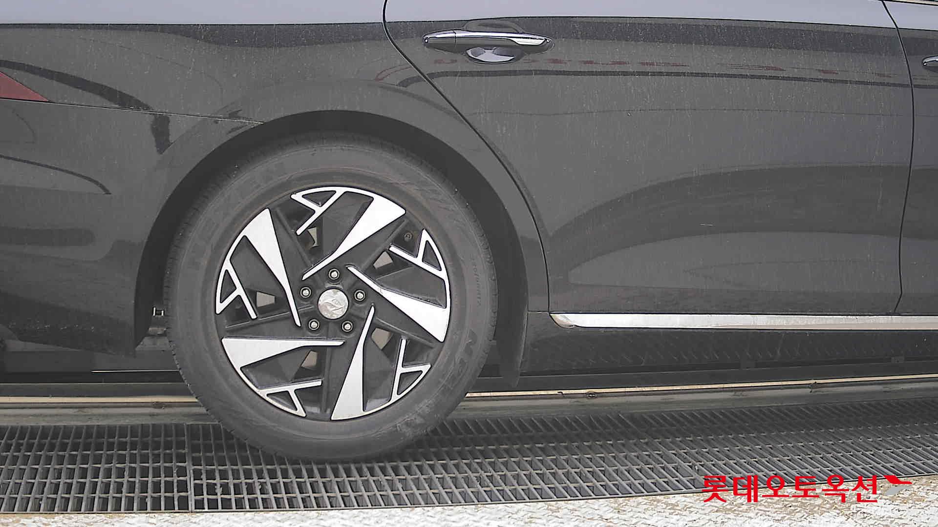 Hyundai Grandeur 2020 - Image 28