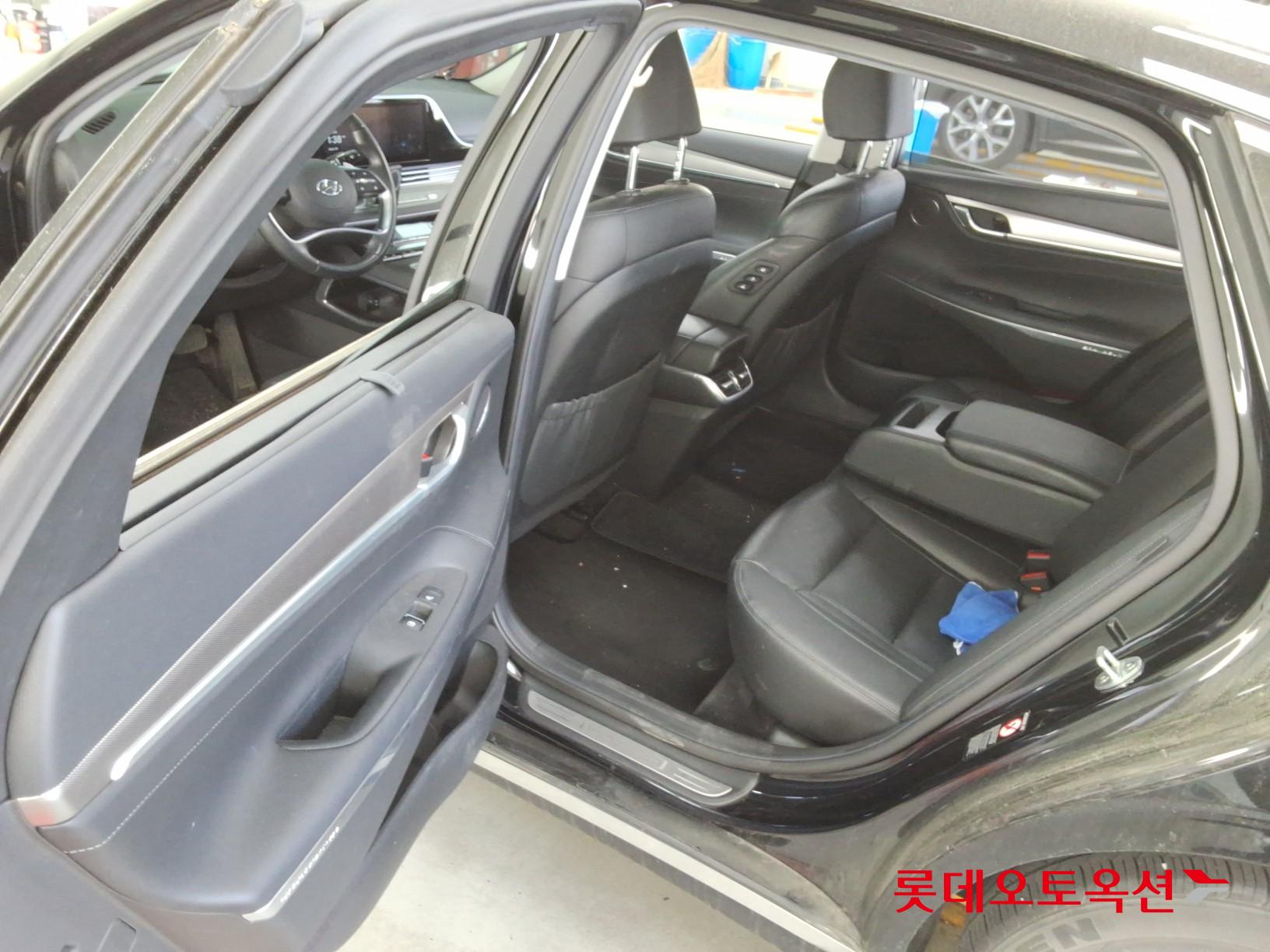 Hyundai Grandeur 2020 - Image 37