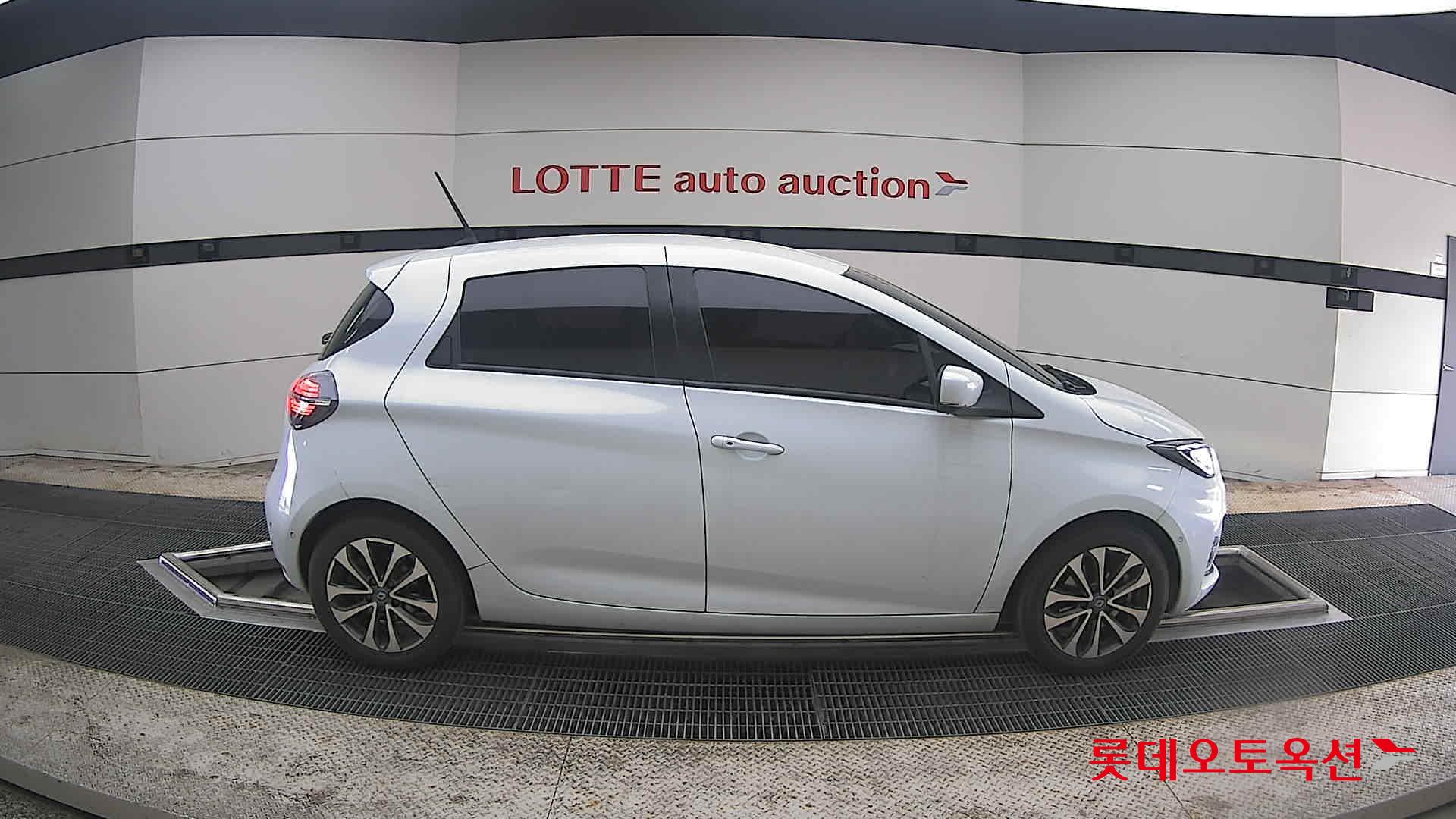 Renault Samsung Zoe - 21