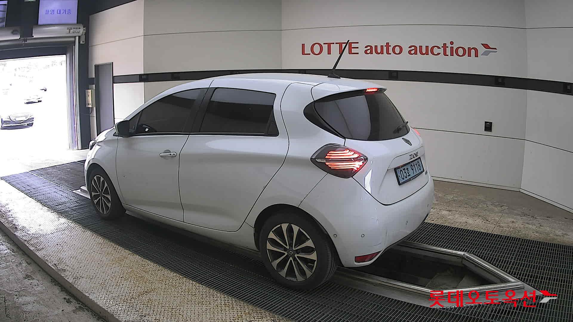Renault Samsung Zoe - 15