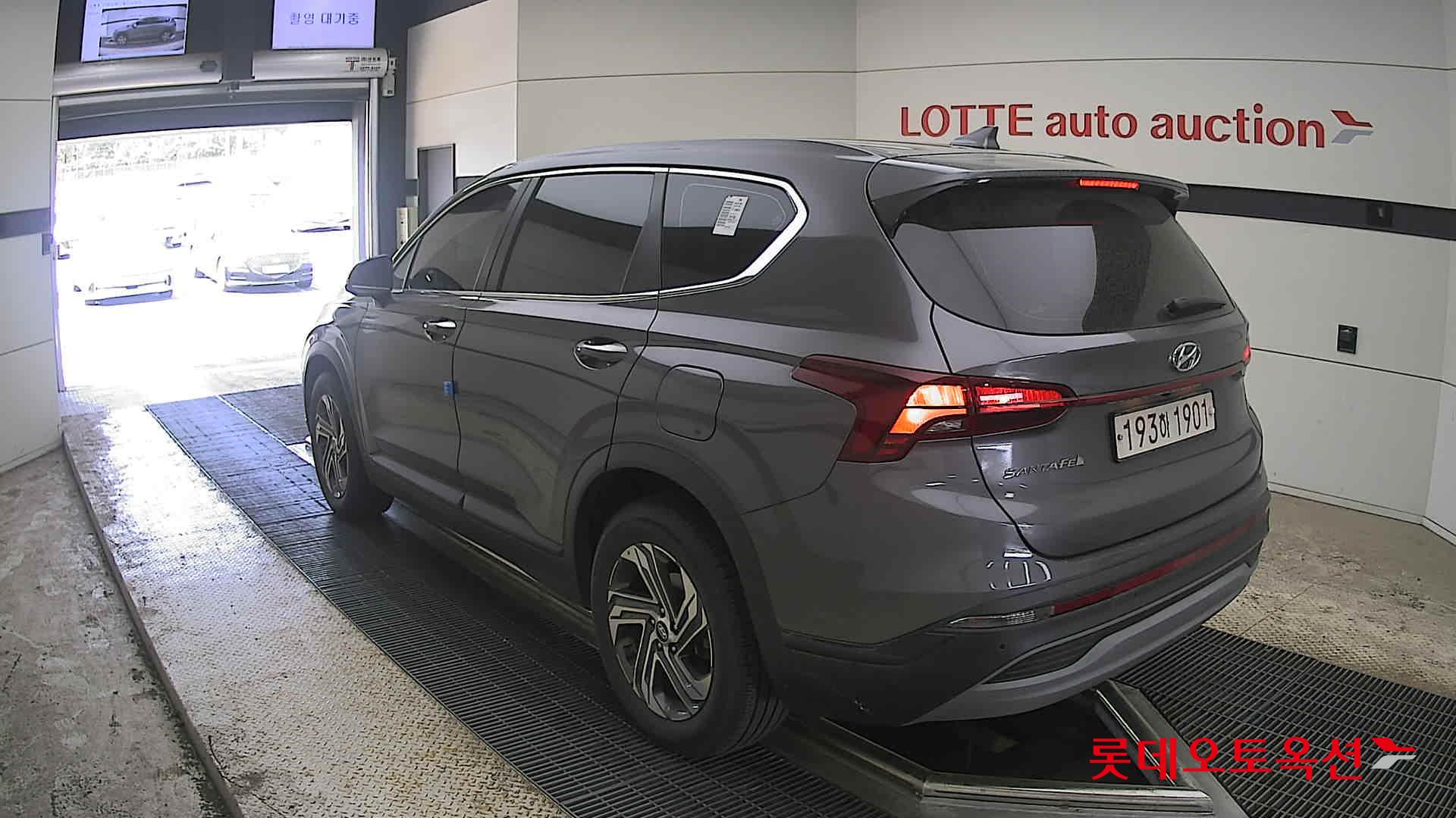Hyundai Santa Fe - 4