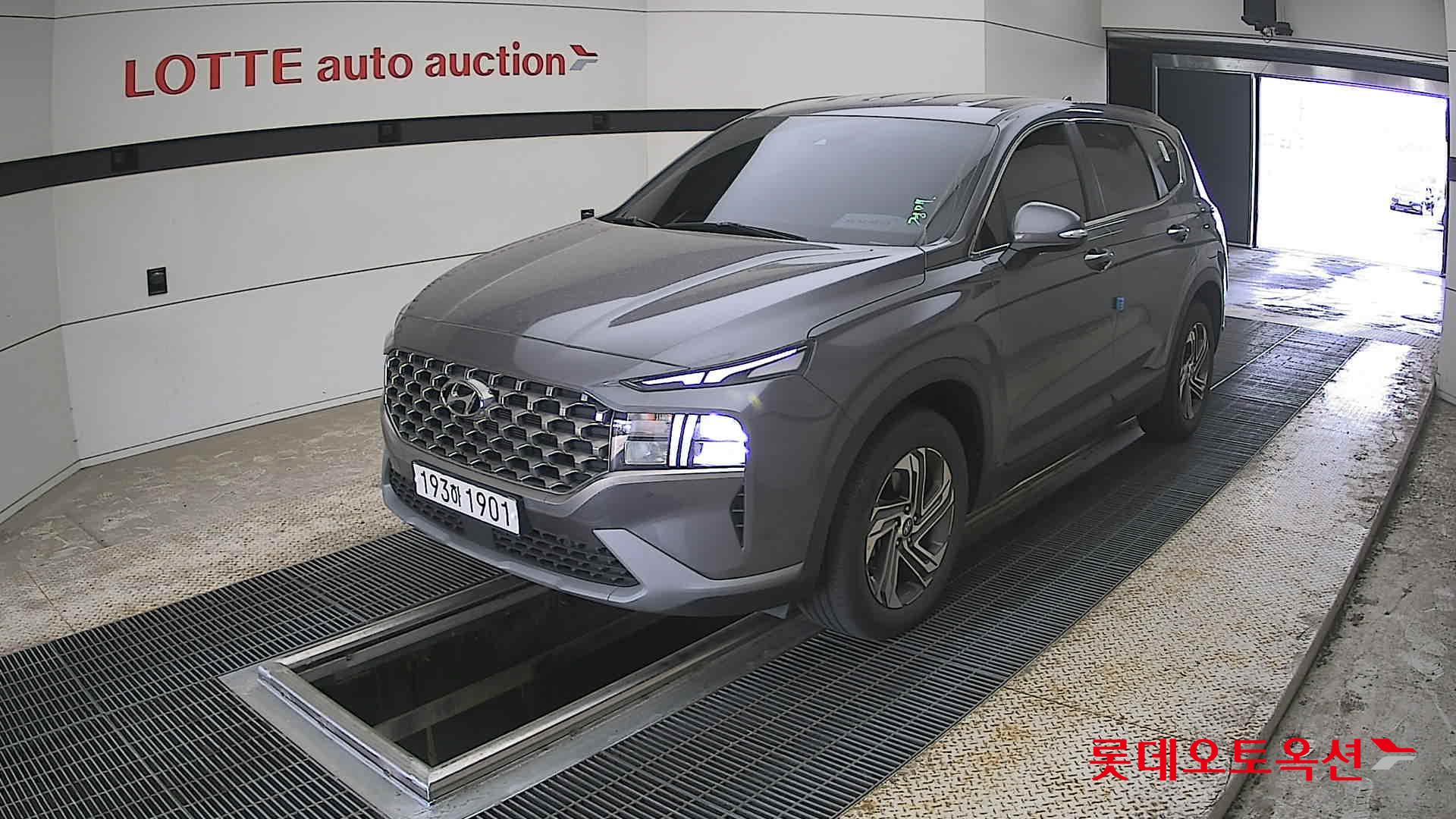 Hyundai Santa Fe - 3