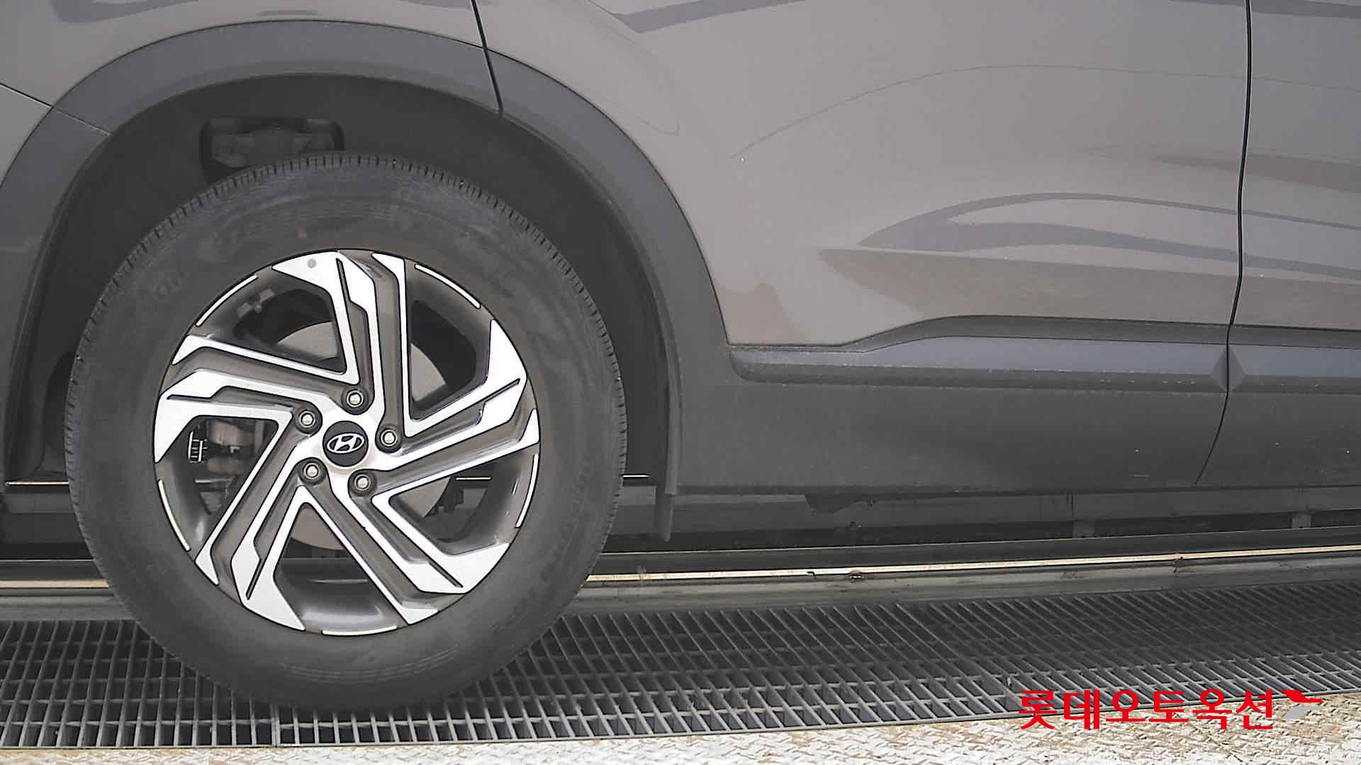 Hyundai Santa Fe - 28