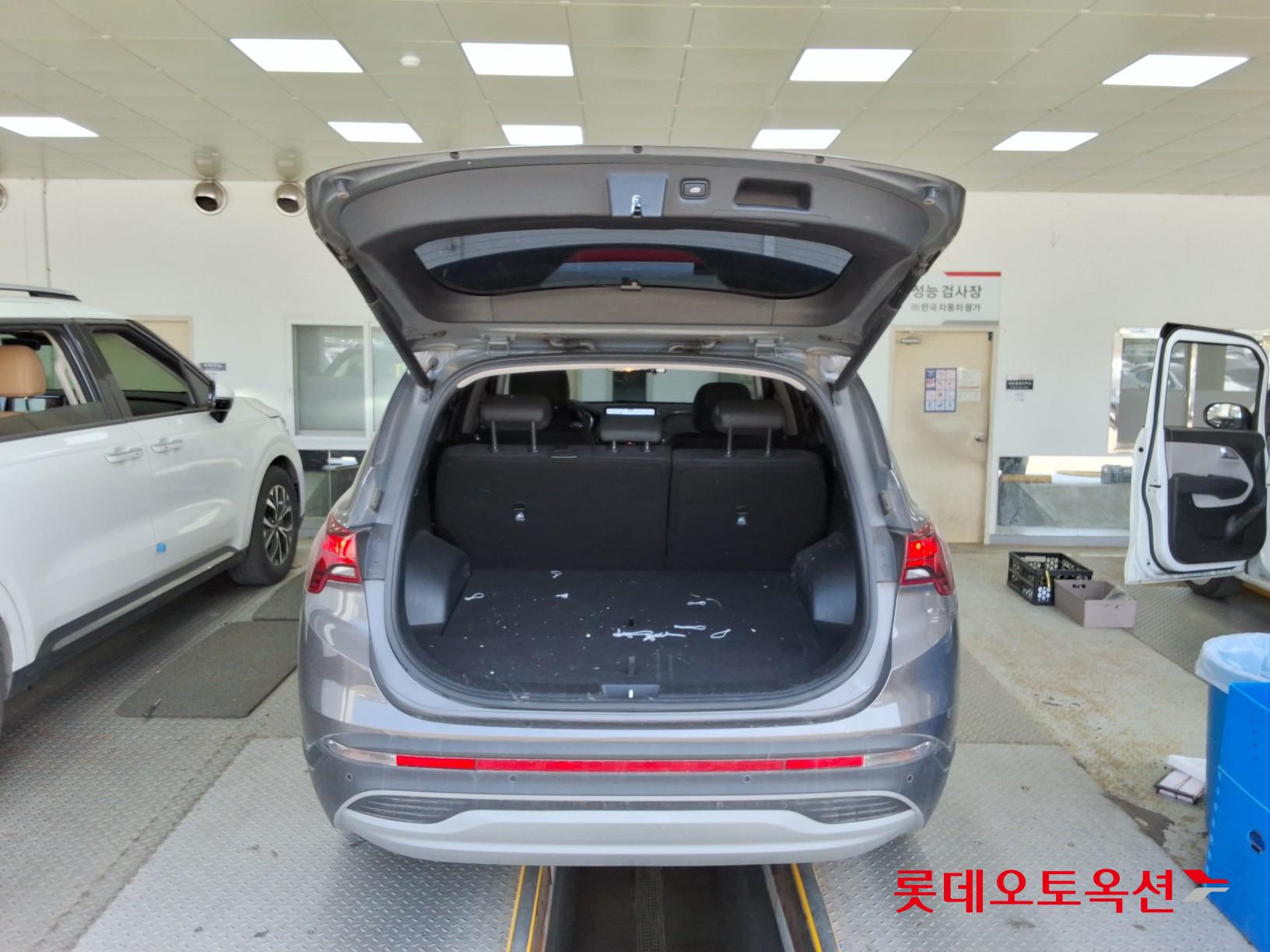 Hyundai Santa Fe - 9