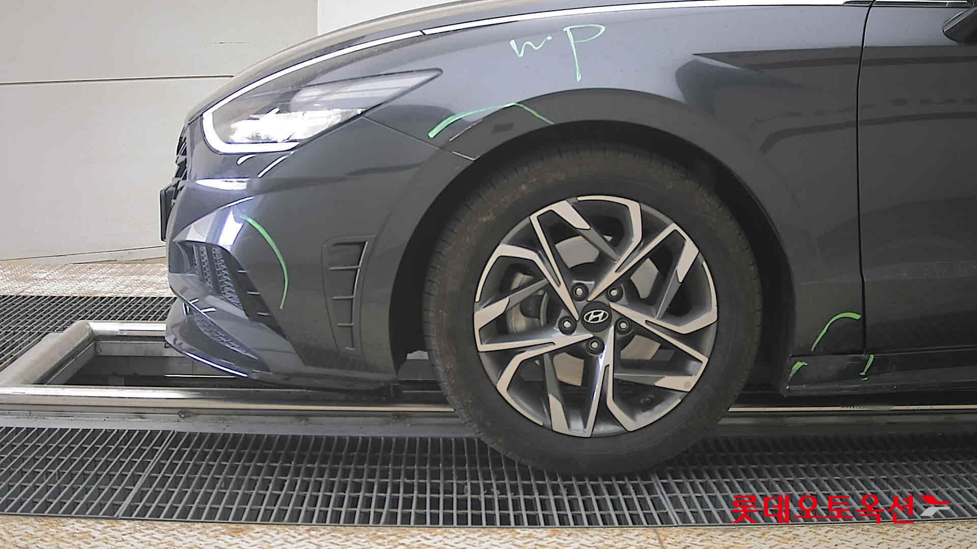 Hyundai Sonata - 25