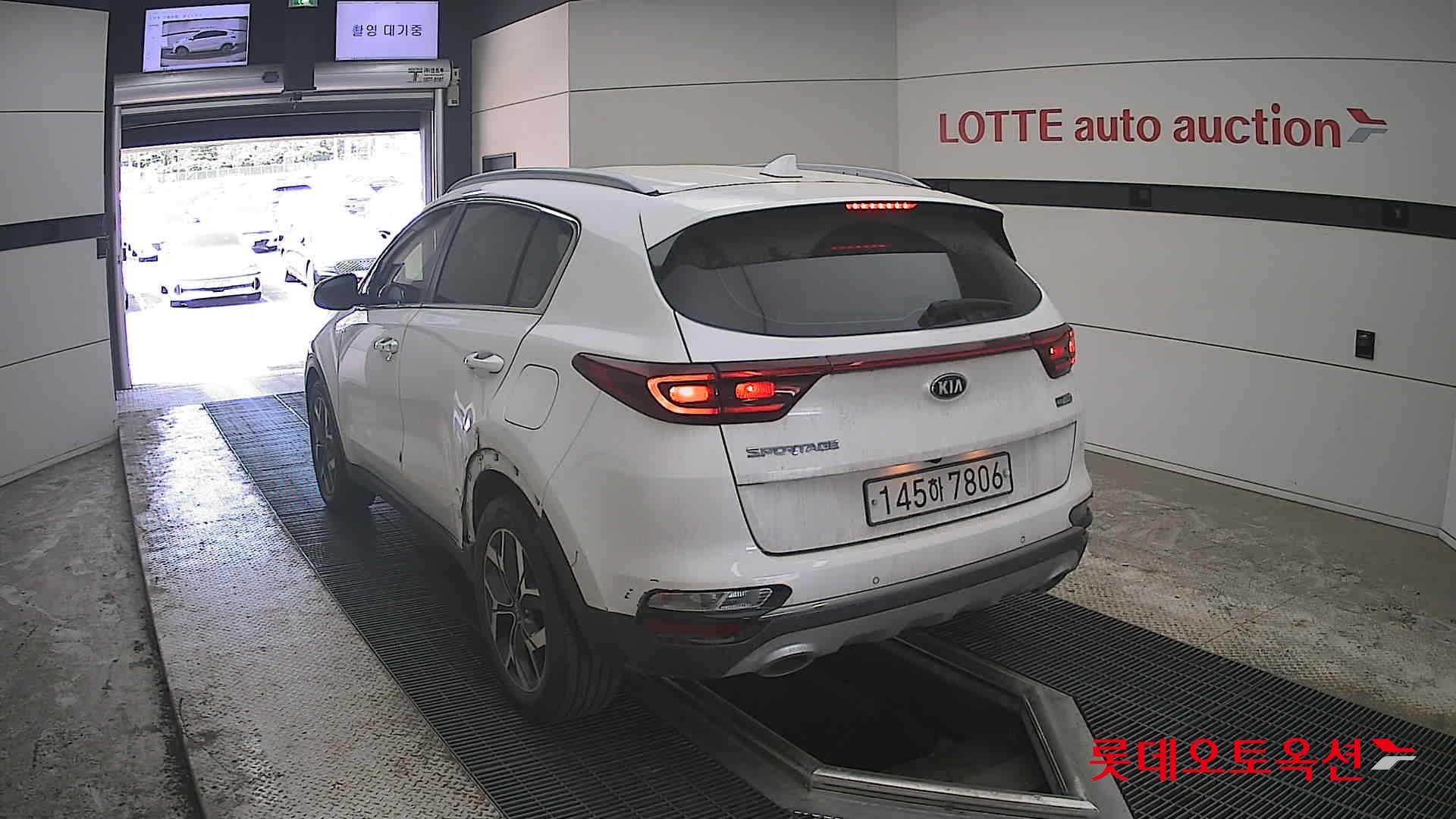 Kia Sportage - 16
