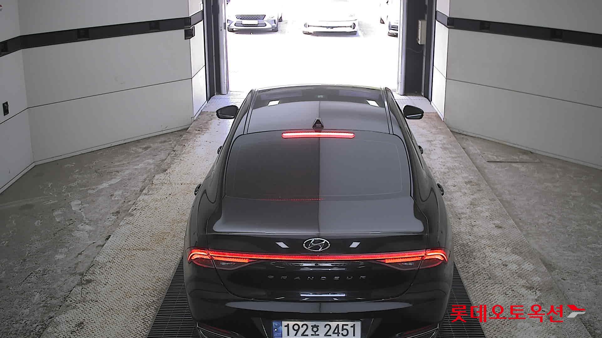 Hyundai Grandeur - 17