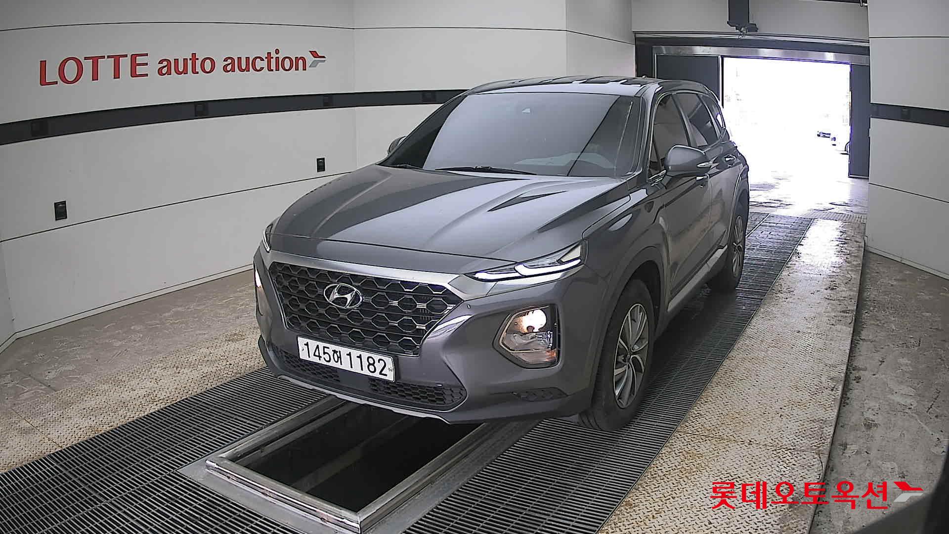 Hyundai Santa Fe 2020 - Image 10