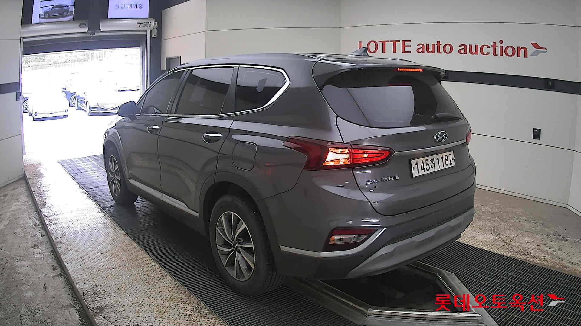 Hyundai Santa Fe 2020 - Image 4