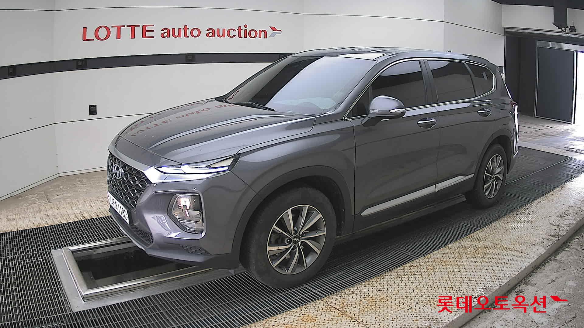 Hyundai Santa Fe 2020 - Image 11