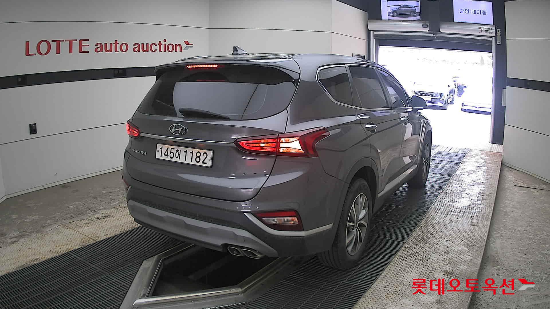 Hyundai Santa Fe 2020 - Image 18