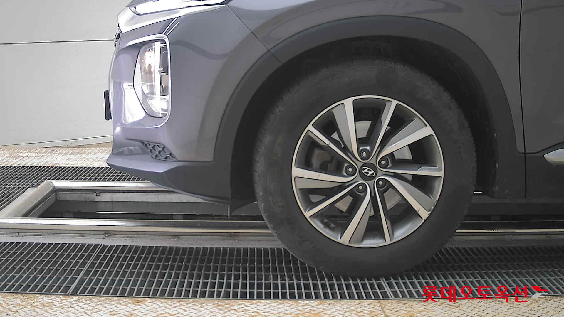 Hyundai Santa Fe 2020 - Image 25