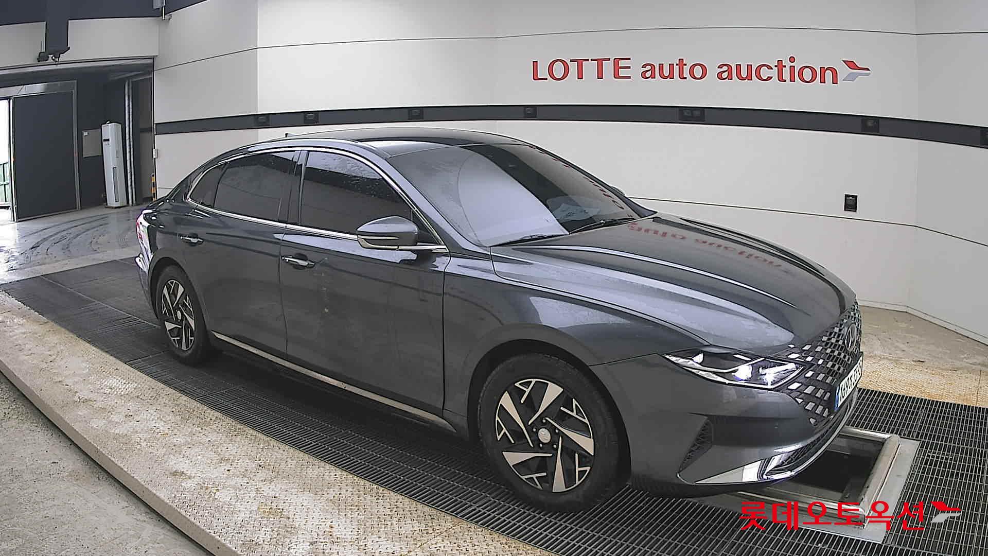 2022 - hyundai grandeur