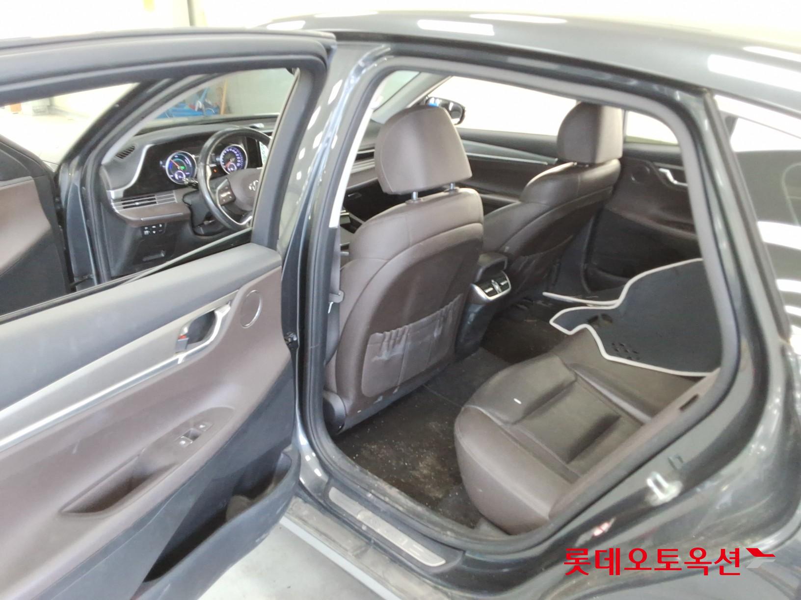 2022 - hyundai grandeur