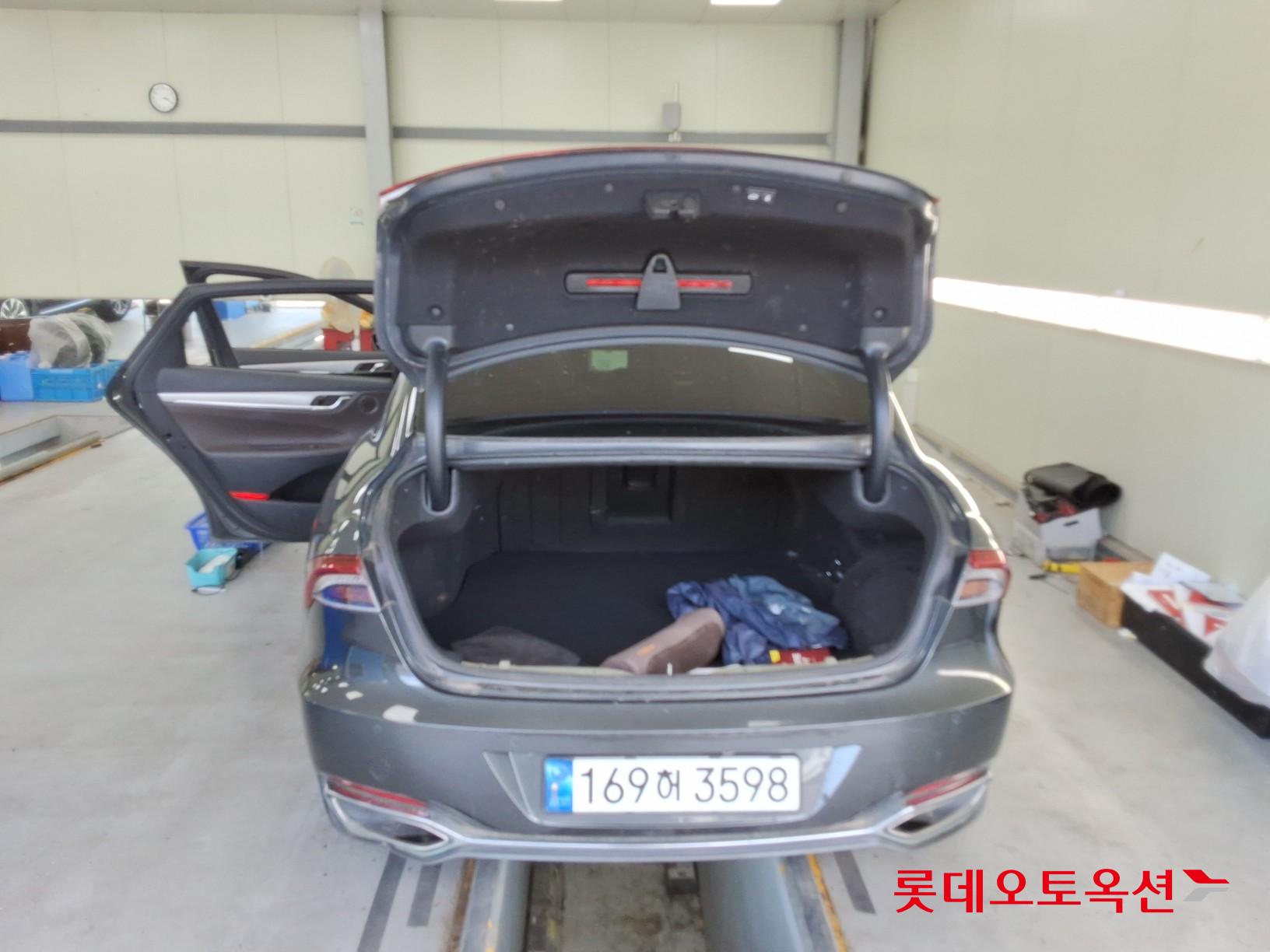 2022 - hyundai grandeur