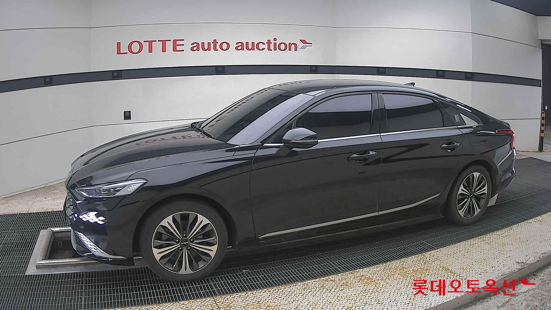 2023 - kia k8