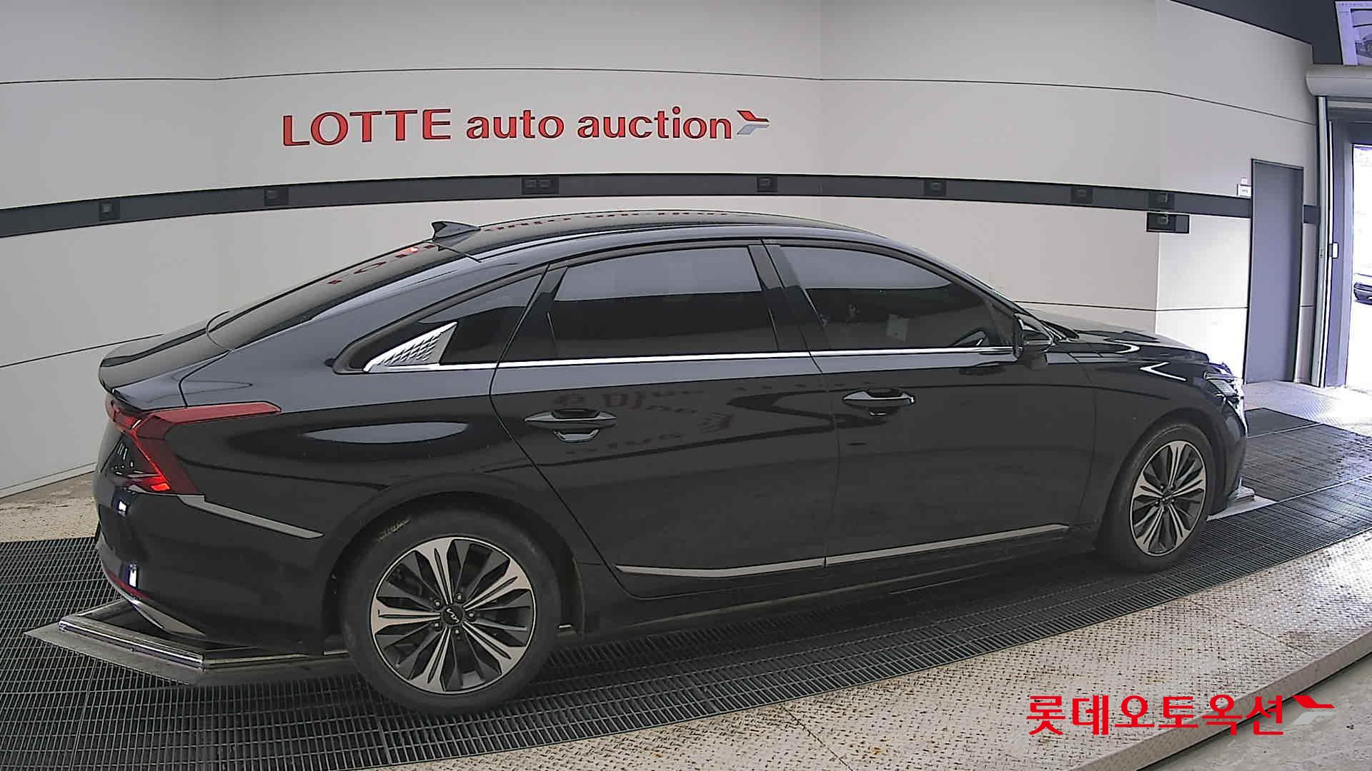 2023 - kia k8