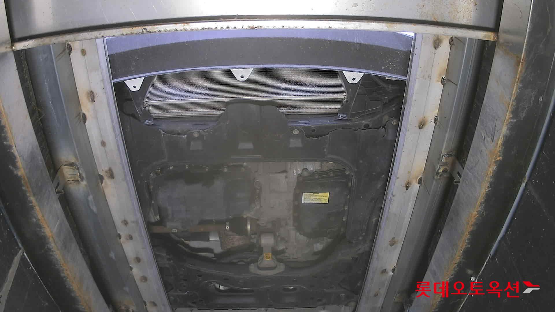 Hyundai Elantra - 8