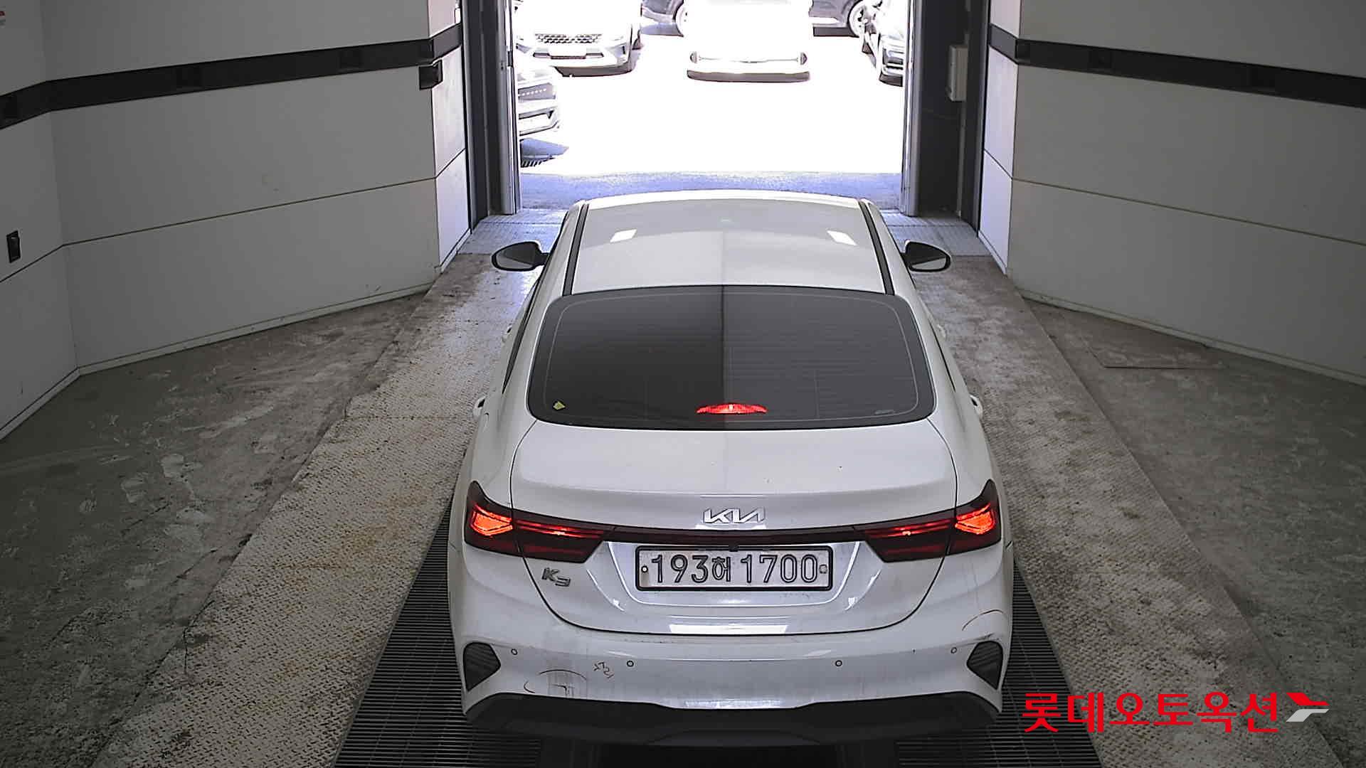 Kia K3 - 17