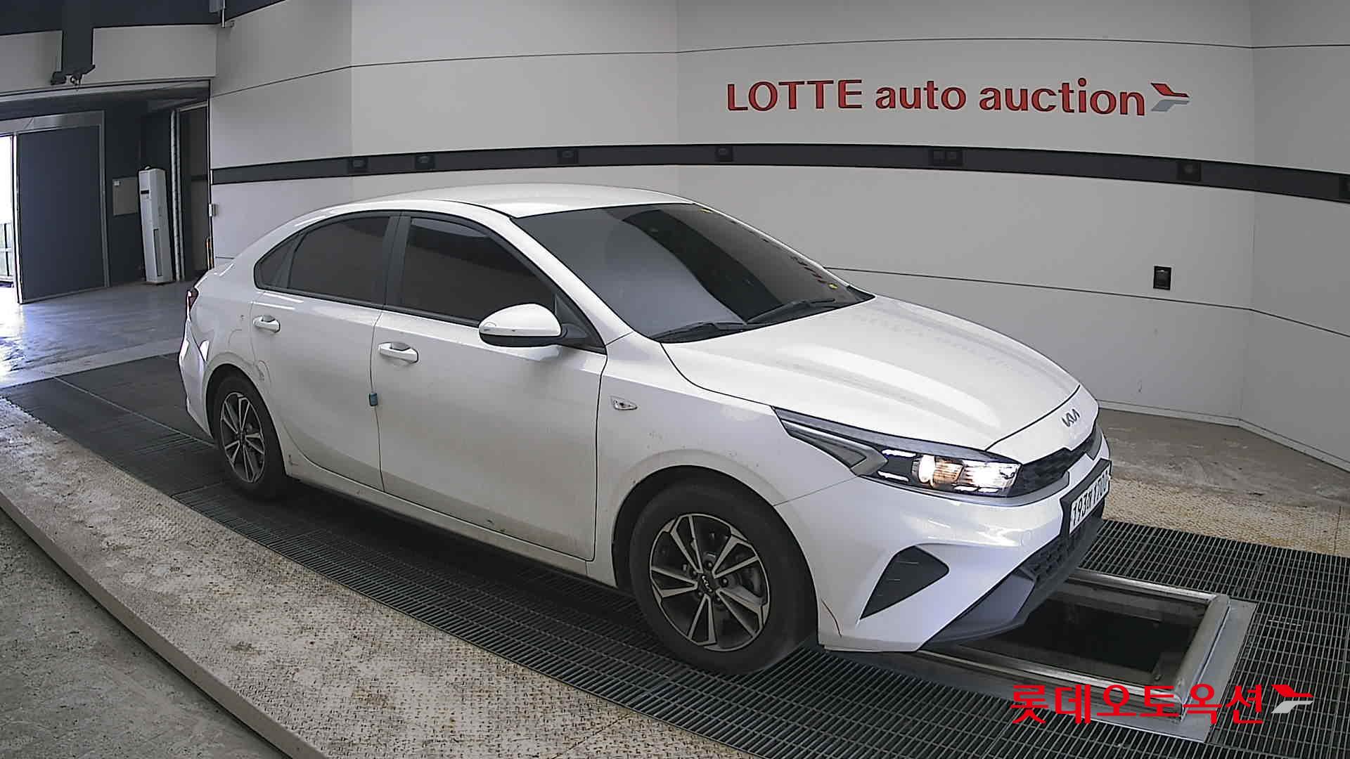 Kia K3 - 23