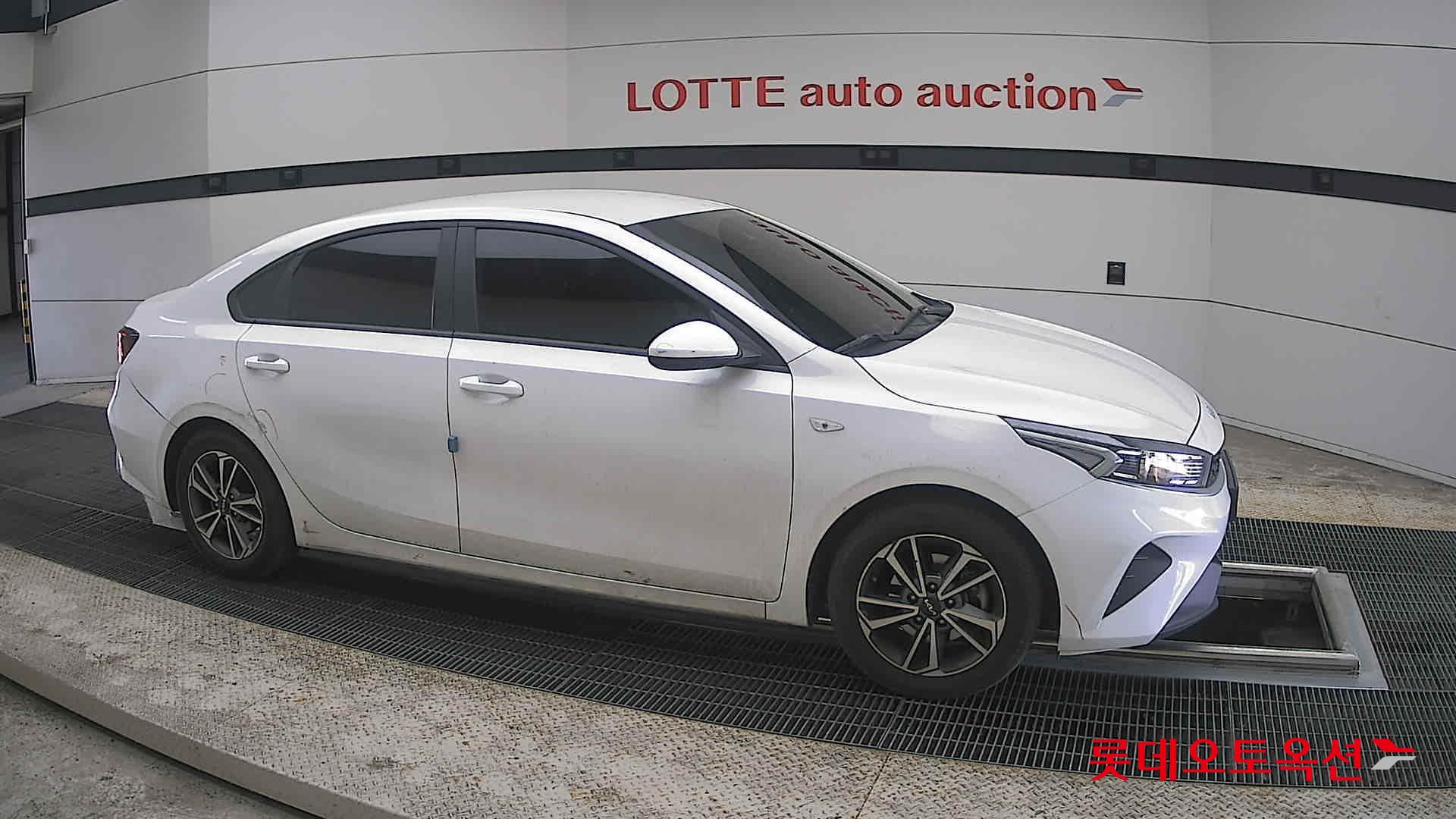 Kia K3 - 22