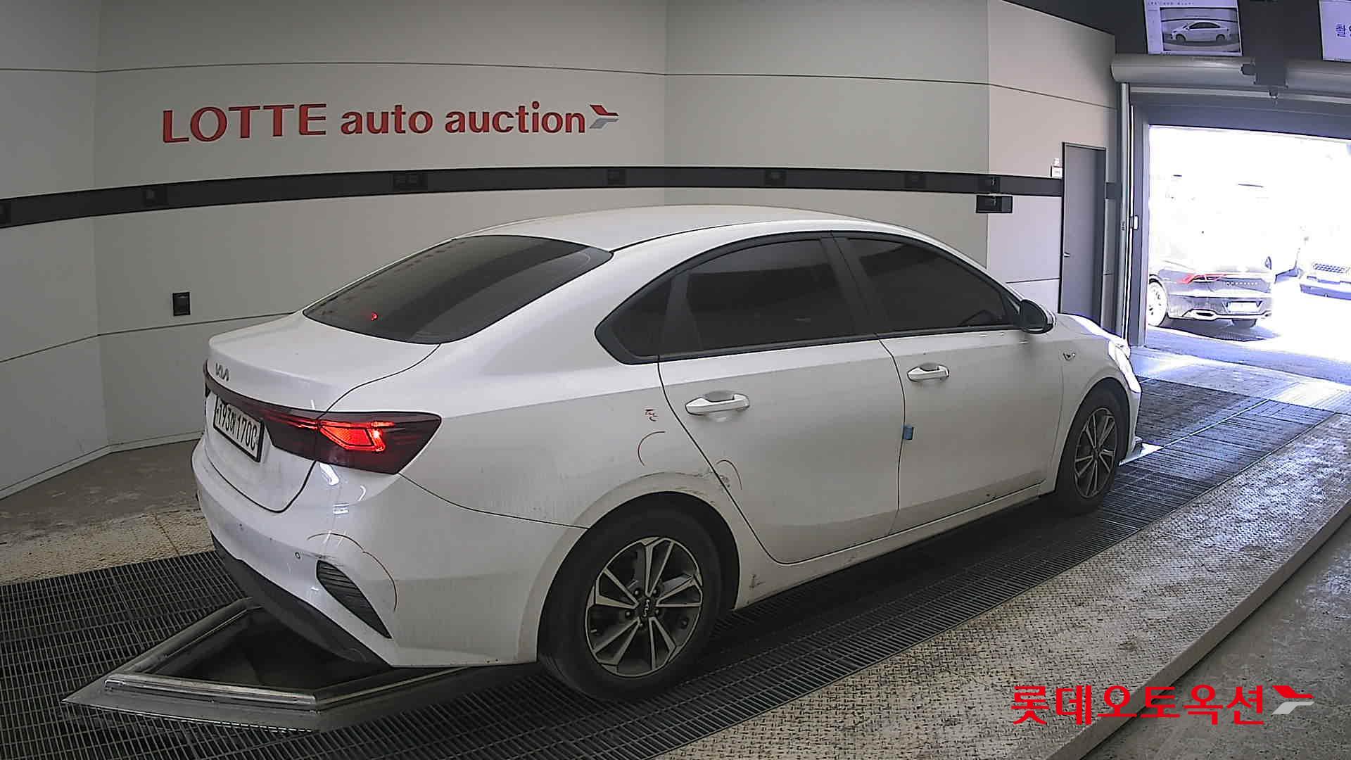 Kia K3 - 19
