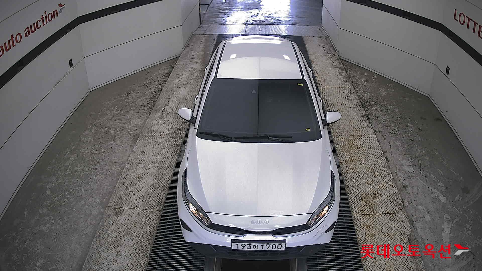 Kia K3 - 7