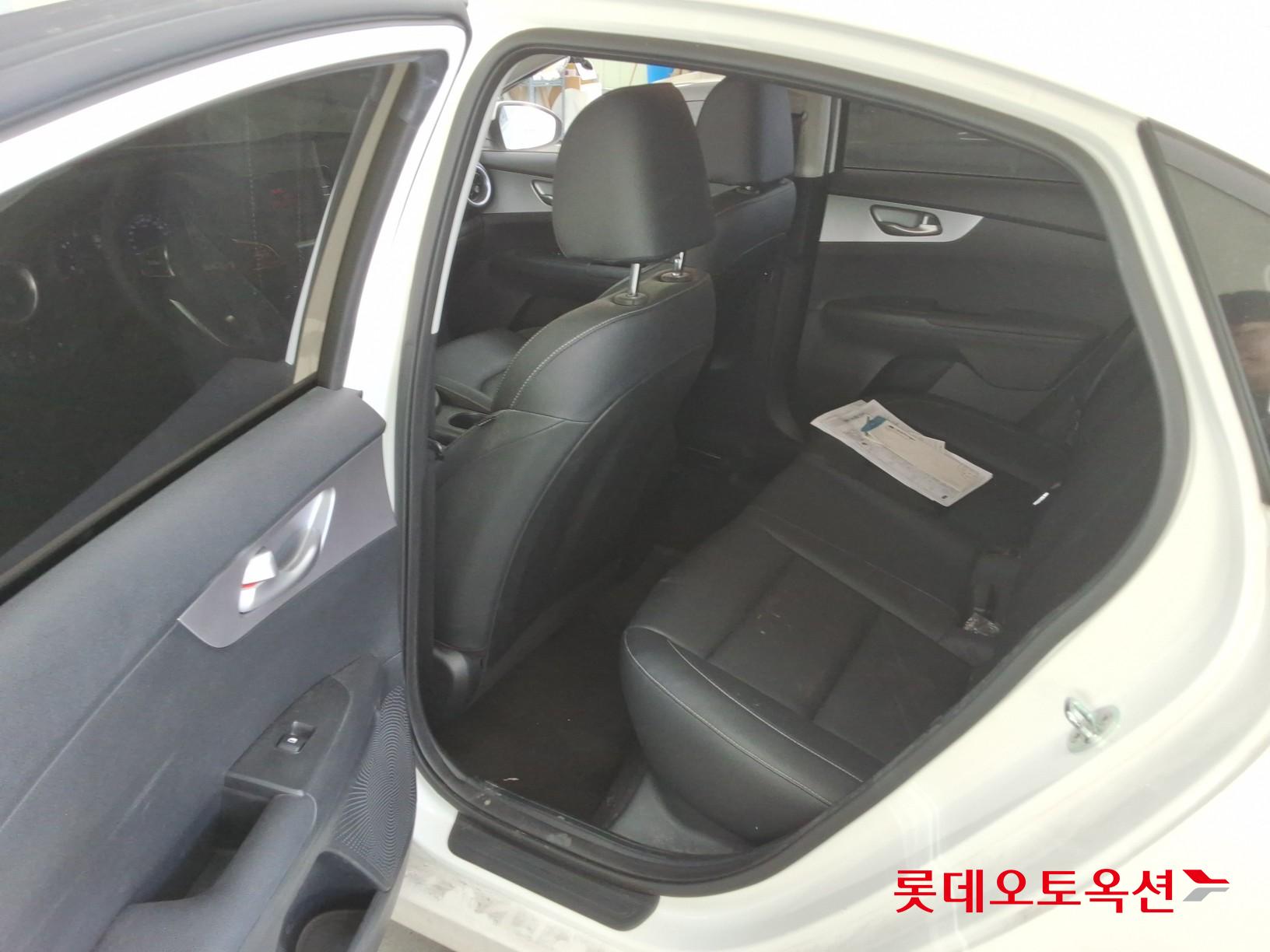 Kia K3 - 36