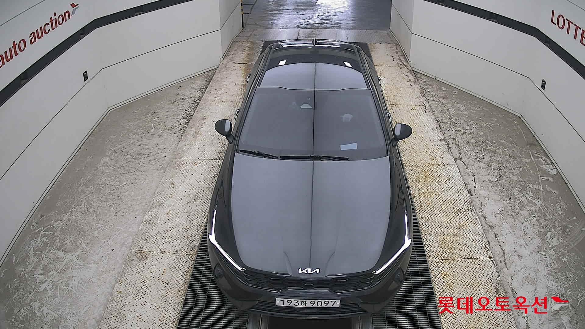 2022 - kia k5