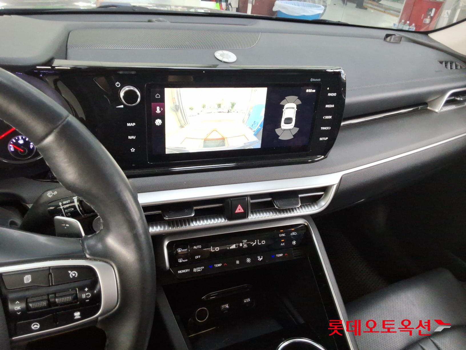 2022 - kia k5