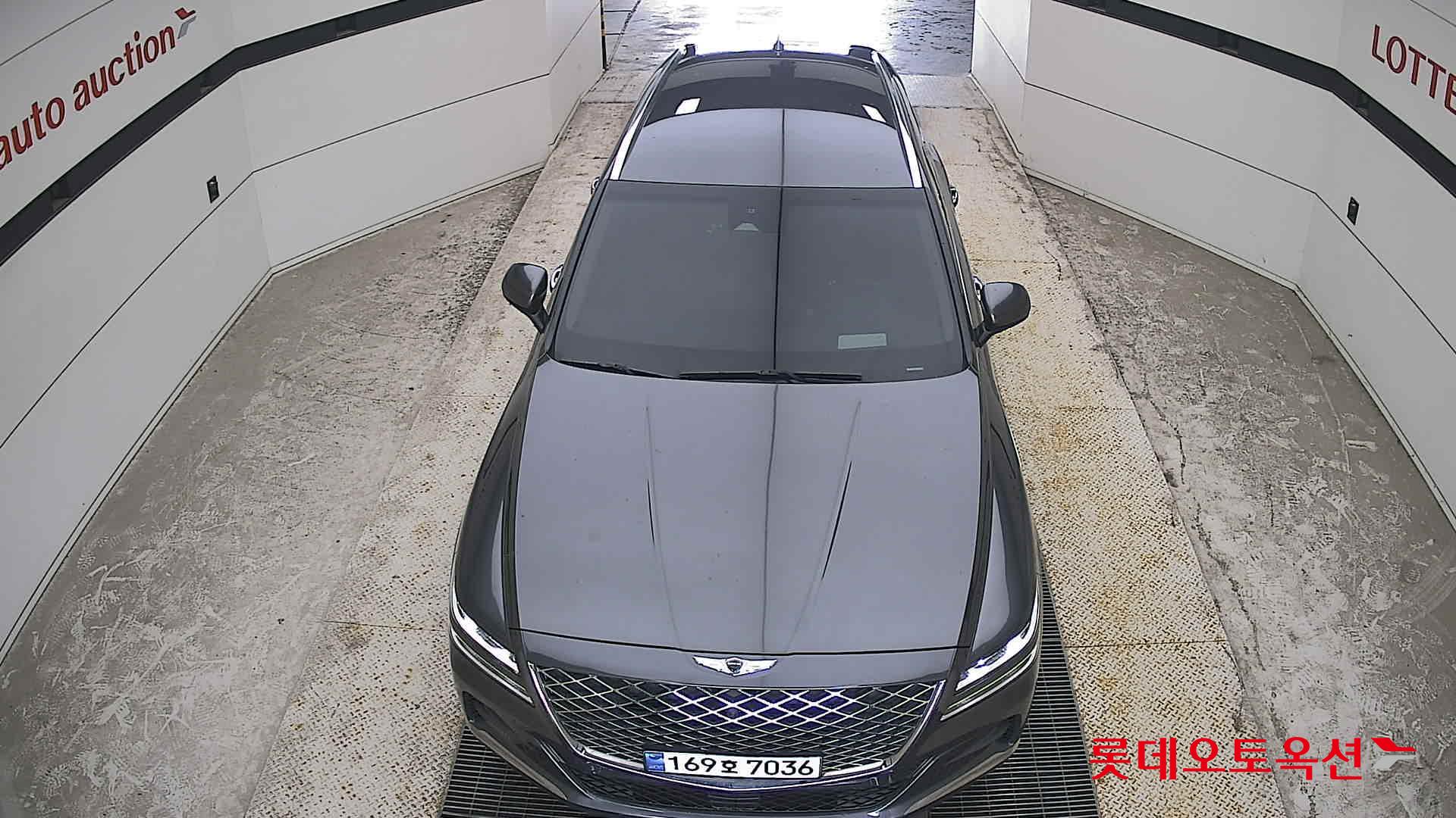 2022 - genesis gv80