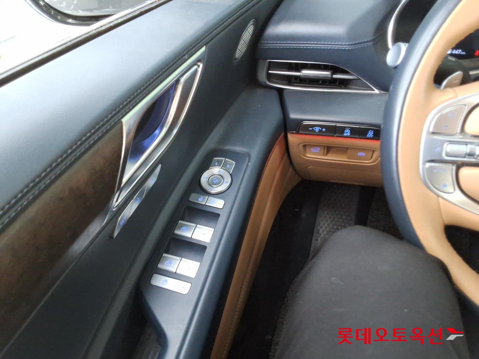 2022 - genesis gv80