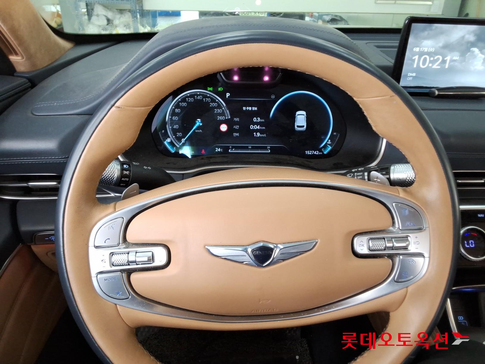 2022 - genesis gv80
