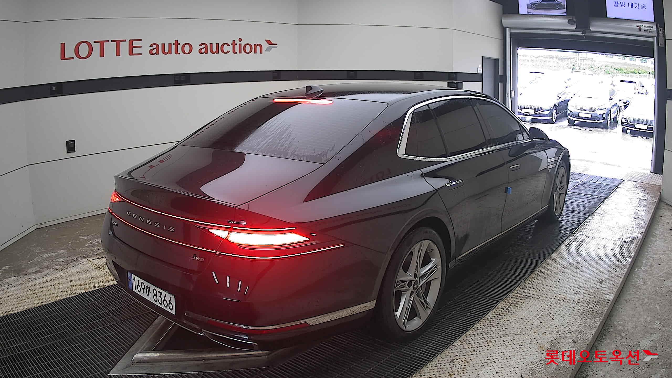 2022 - genesis g90