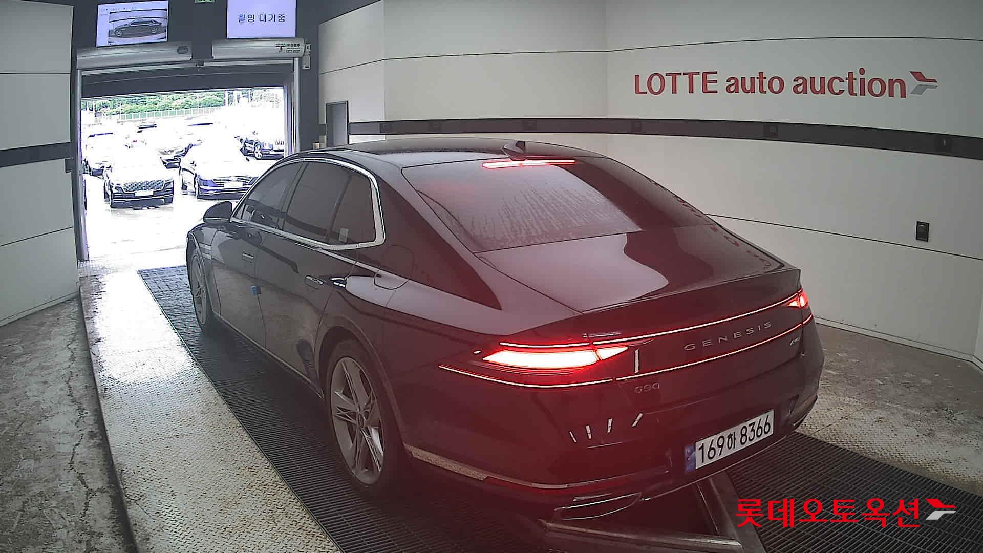 2022 - genesis g90