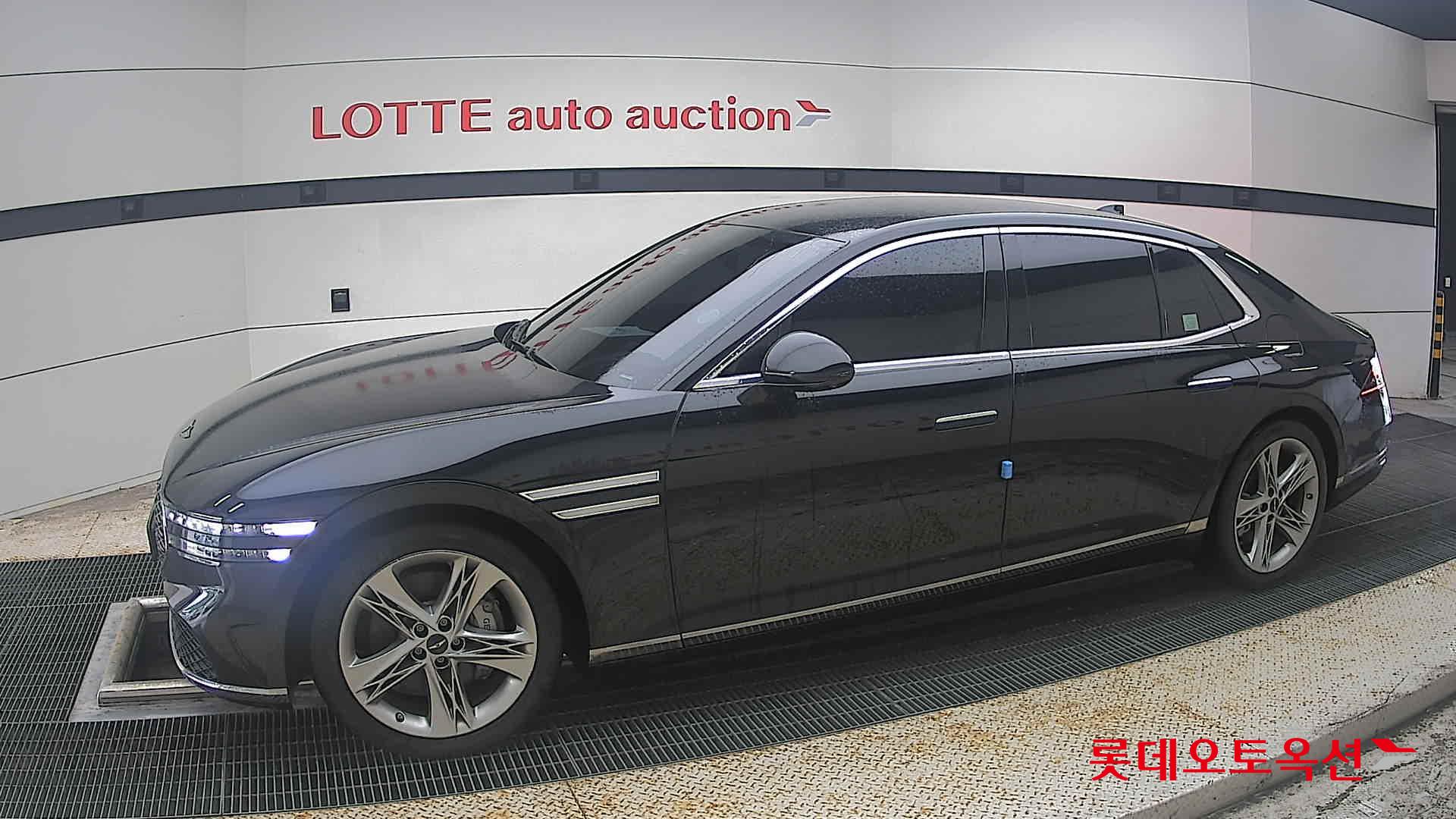 2022 - genesis g90