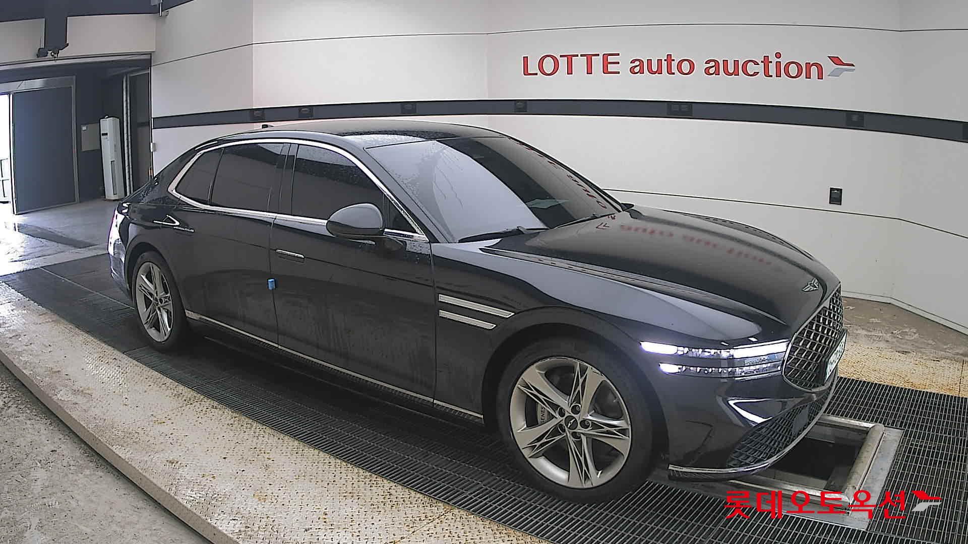 2022 - genesis g90