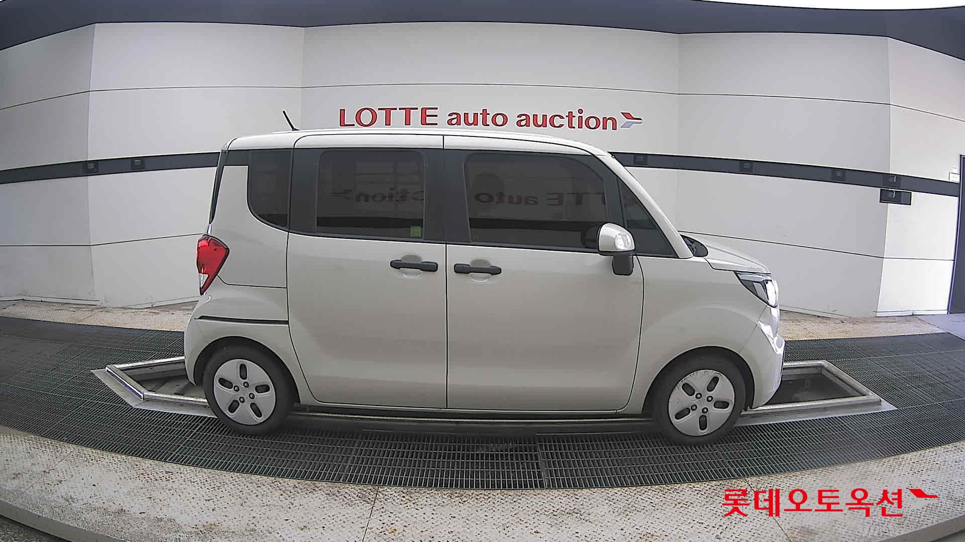 2022 - kia ray